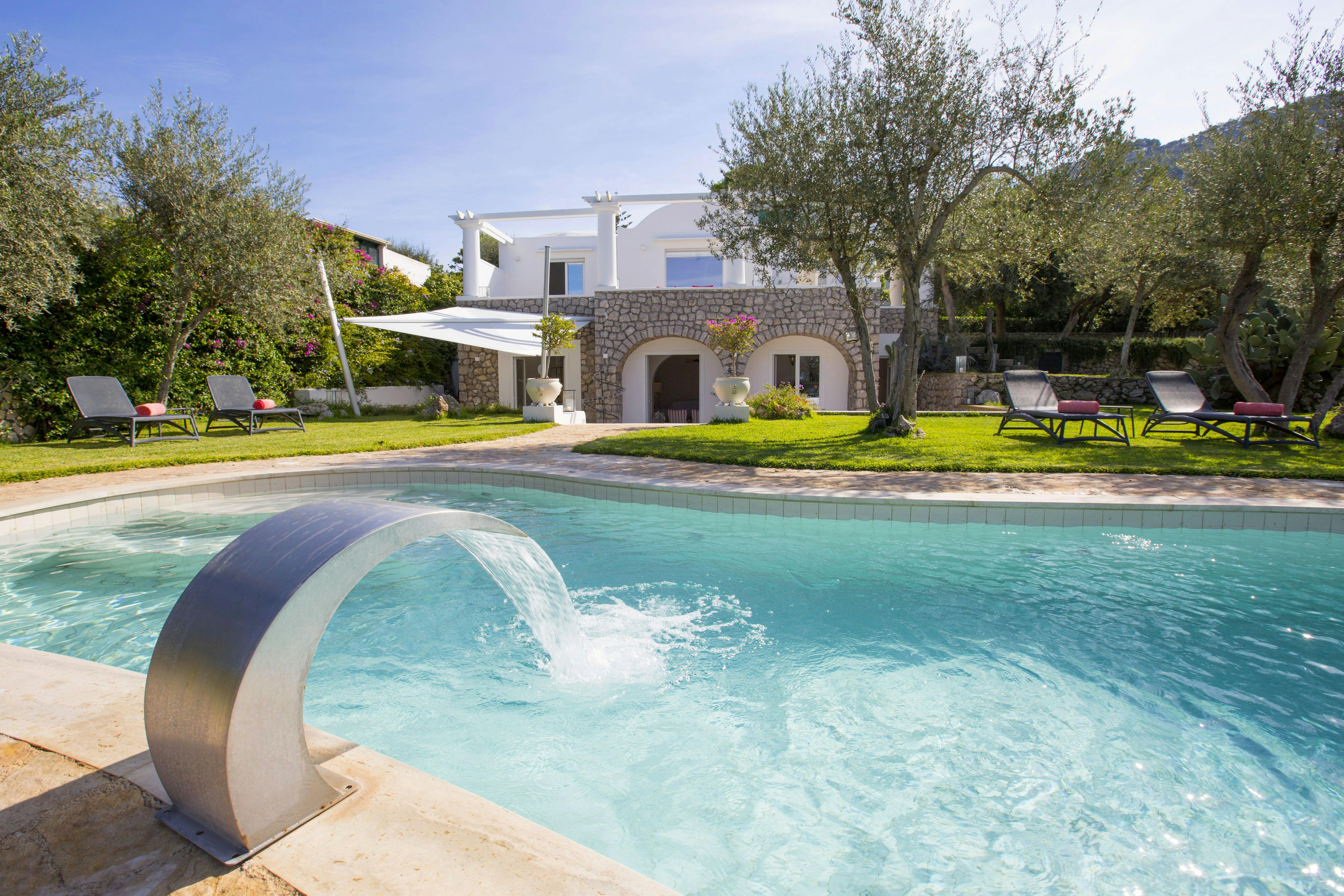 Villa Amaranto Tuoro Capri: Luxury 3-Bedroom Villa with Seaview and Pool, Sorrento