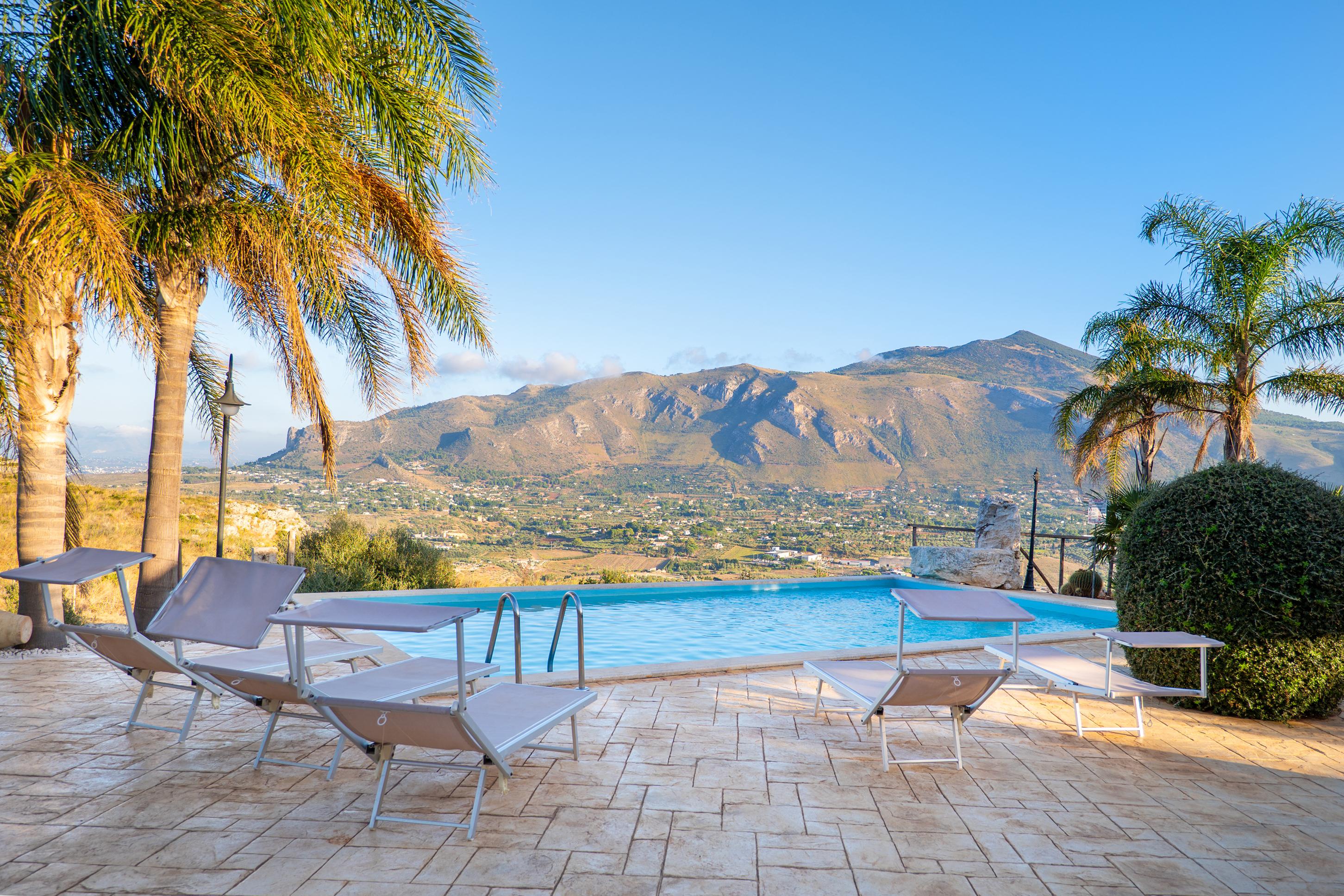 Villa Levante Marausa Trapani-693357: Luxury 5-Bedroom Apartment with Seaview and Pool, Trapani