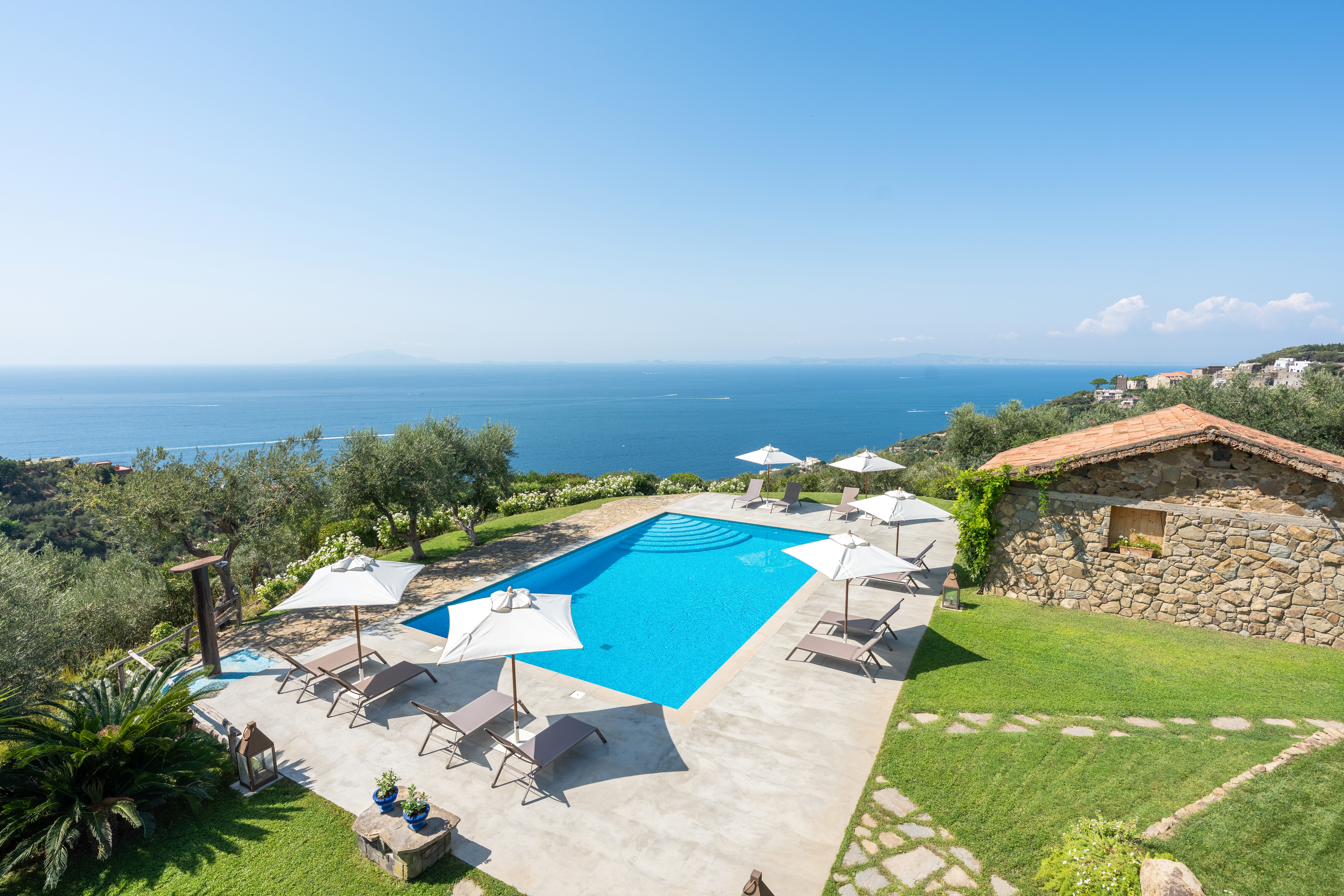 Palazzo Amaranto Priora Sorrento: Luxury 9-Bedroom Villa with Seaview and Pool, Sorrento