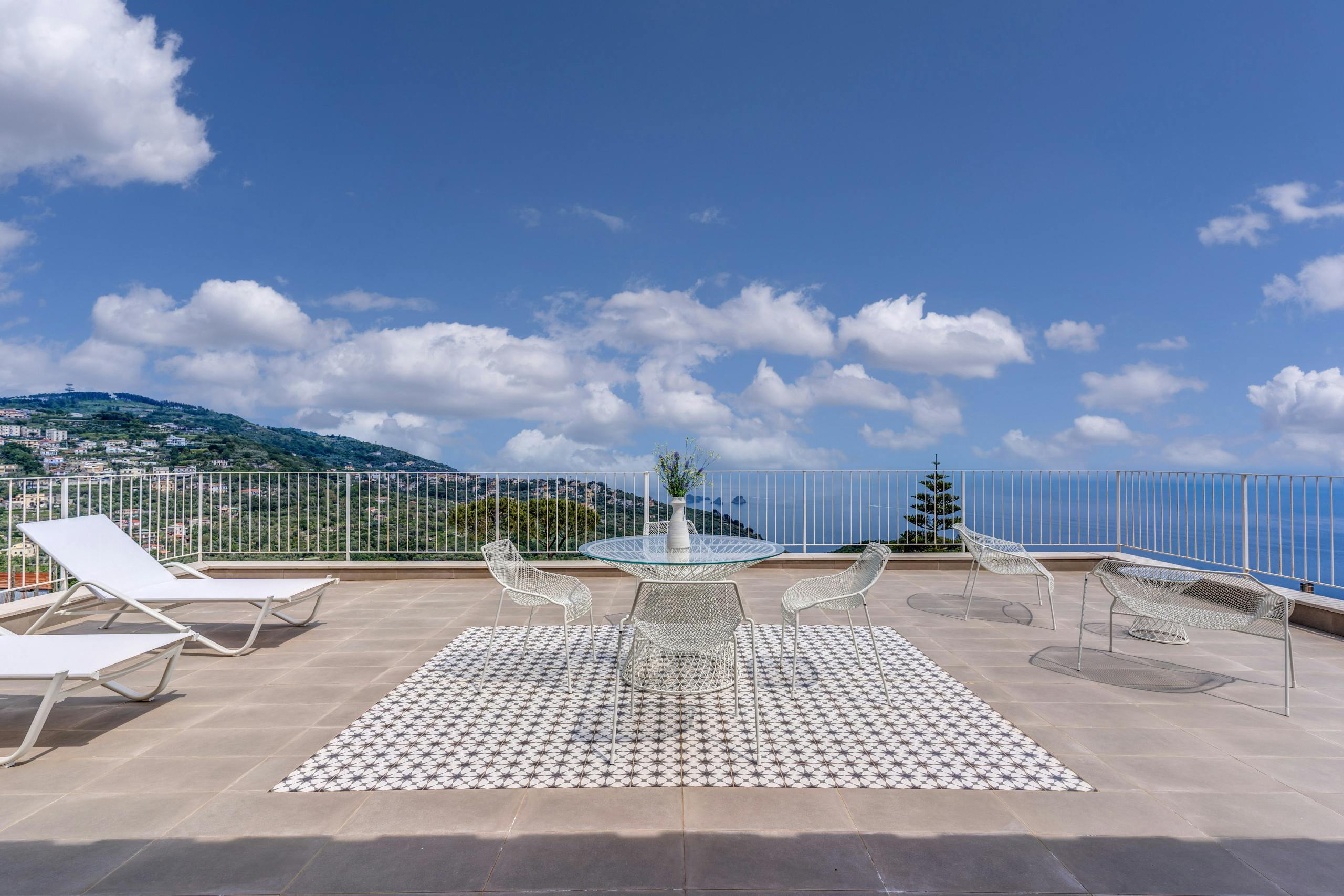 Villa Amaranto Recommone Sorrento: Luxury 6-Bedroom Villa with Stunning Seaviews and Pool, Sorrento