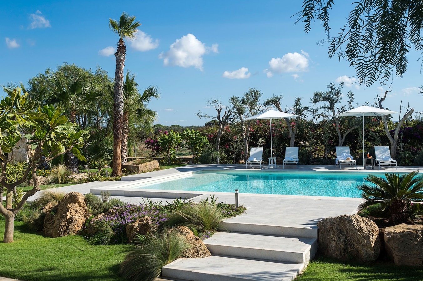Villa Dorato Nubia Trapani: Luxury 7-Bedroom Villa with Sea Views and Pool, Trapani
