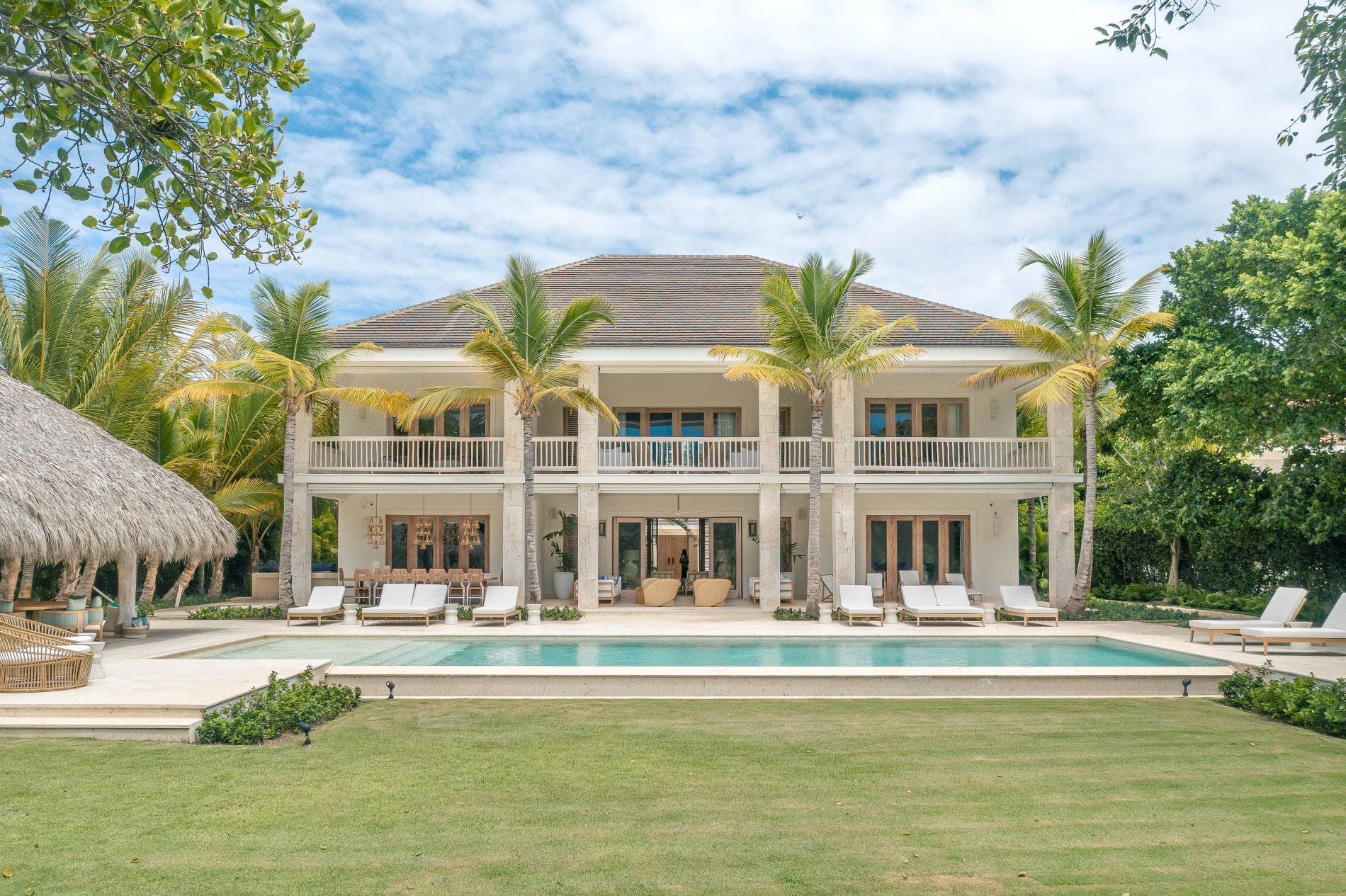 Villa Taino PuntaCana: Luxury 6-Bedroom Apartment with Seaview and Pool, Dominican Republic