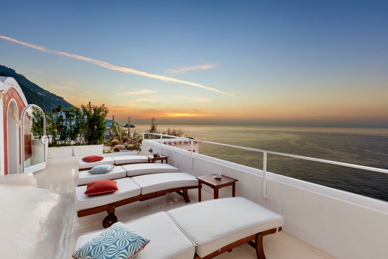 Villa Levante Pogerola Praiano: Spacious 5-Bedroom Apartment with Infinity Pool and Sea Views, Praiano