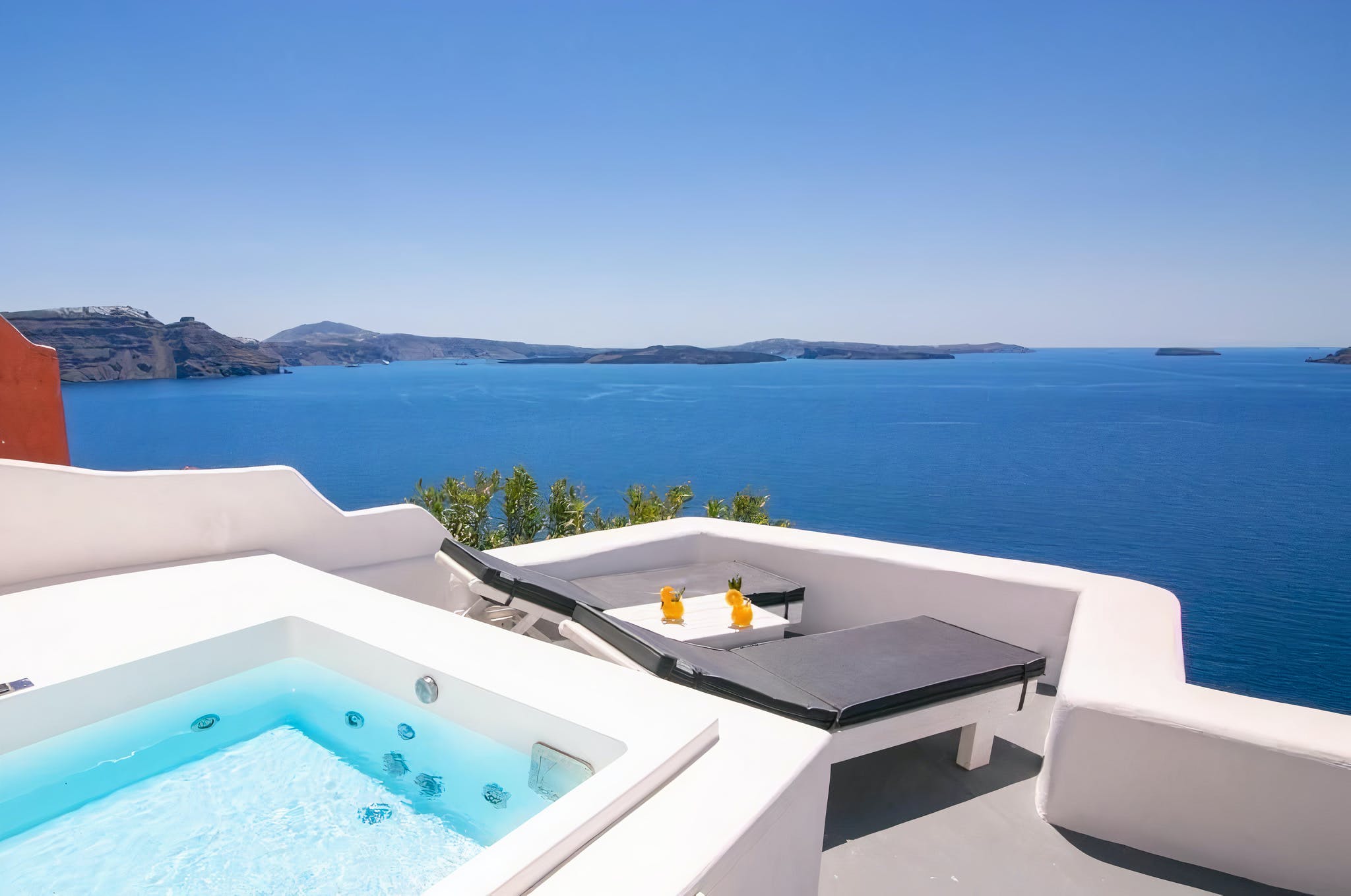 Villa Lefkos Emporio Santorini-746427: Chic 1-Bedroom Apartment with Private Hot Tub, Santorini
