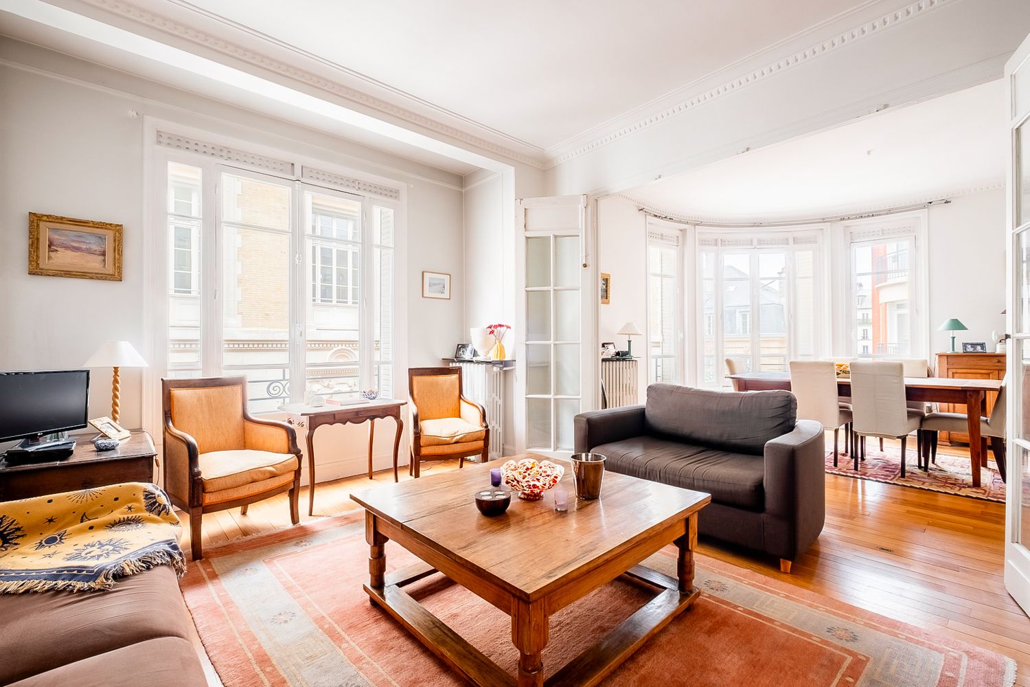 Appartement Lumière Vaneau Paris: 1-Bedroom Haussmannian Apartment in Saint-Germain-des-Prés,