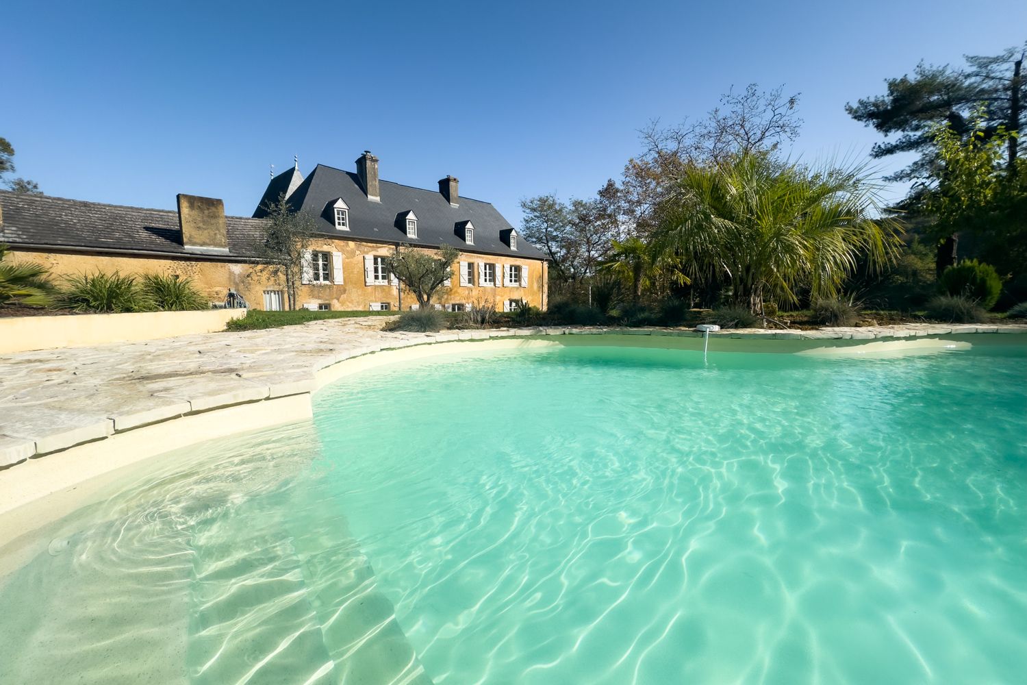 Château Améthyste Salettes Cahuzac: 7-Bedroom Historic Château with Spa and Grounds in Midi-Pyre