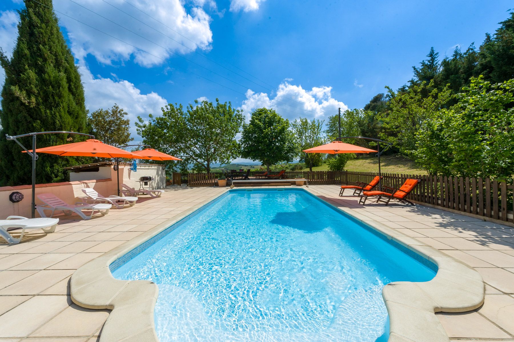 Château Lavande Tourouzelle Languedoc: 5-Bedroom Vineyard Villa with Heated Pool and Pyrénées Views