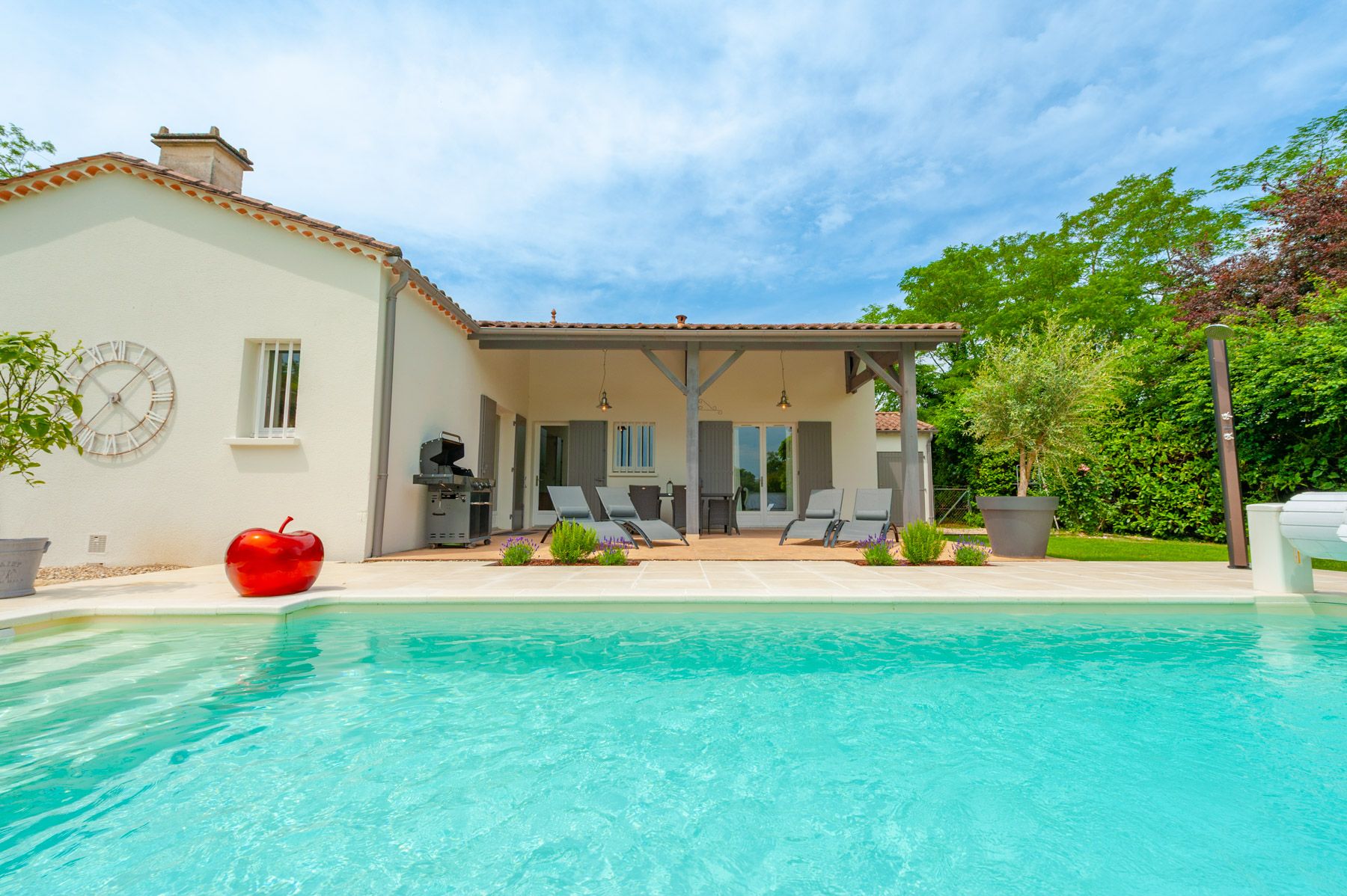 Château Pourpre Mazerat Saint-Émilion: 3-Bedroom Château Estate Villa with Spa Near St-Émilion Vine
