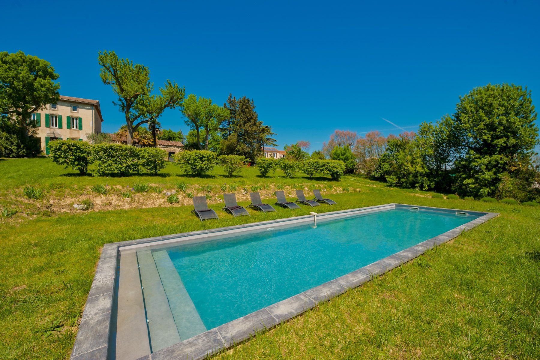 Domaine Lumière Belzons Languedoc: 5-Bedroom Villa with Private Pool and Spa near Carcassonne,