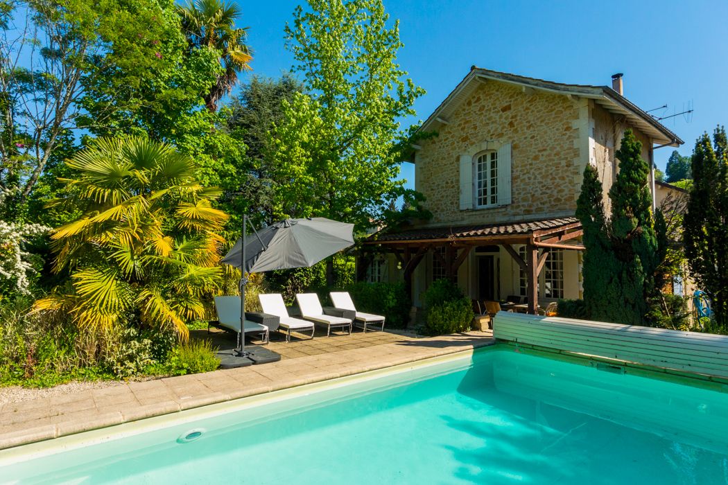 Maison Dorée Plantier Sarlat: 3-Bedroom Private Pool & Spa Villa in Sarlat, Dordogne, Fran
