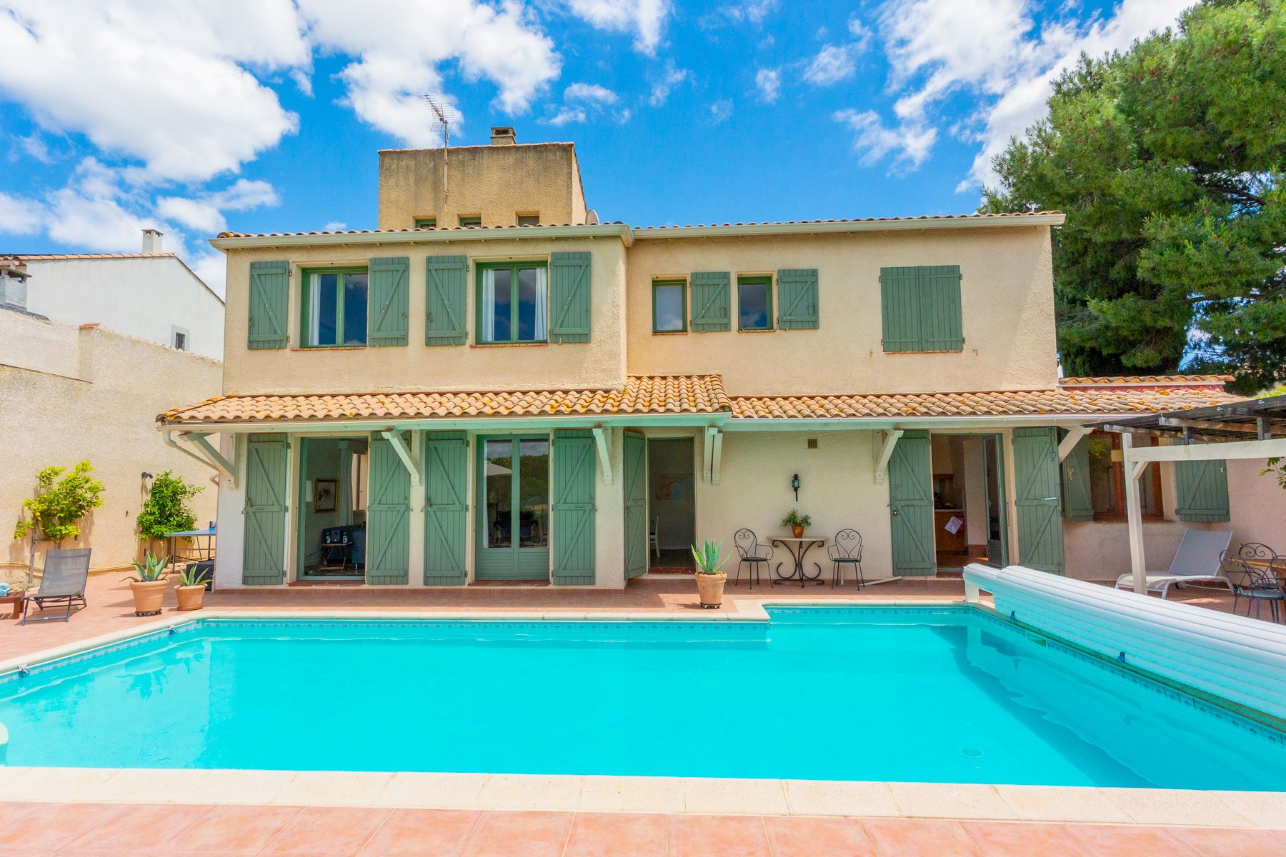 Maison Lavande Soulette Languedoc: 4-Bedroom Villa with Heated Pool and Spa in Languedoc, Franc