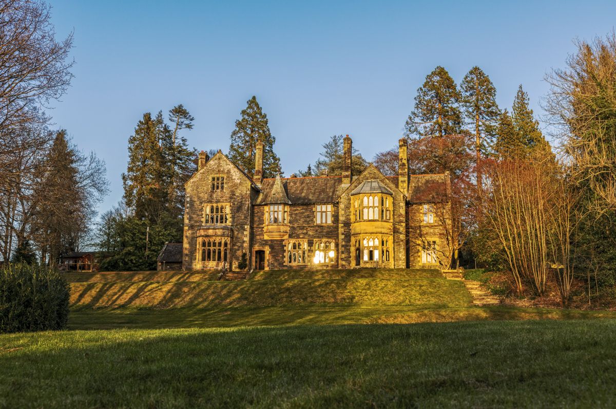 Manor Tempest Claife Windermere: 18-Bedroom Gothic Mansion with Lake Views and Spa in the Lak