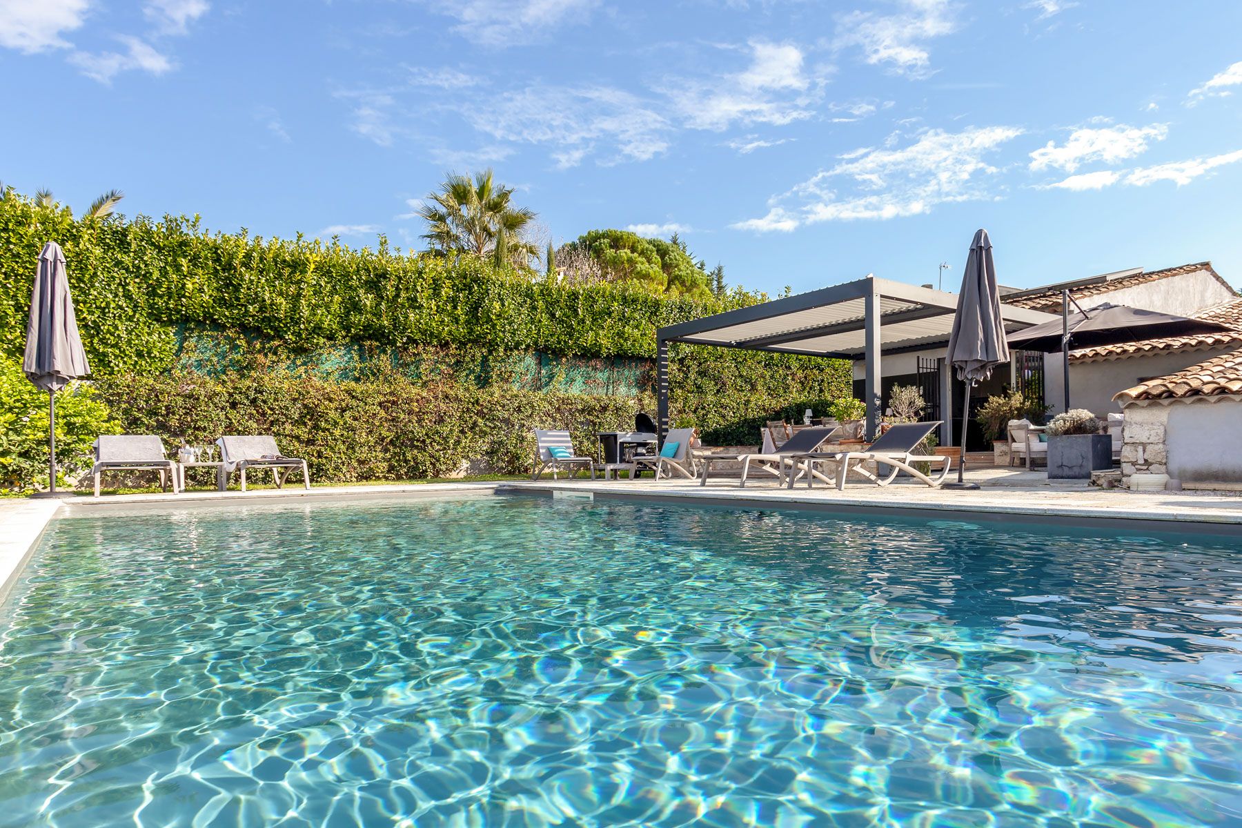 Mas Lavande Caillades Provence: 3-Bedroom Villa with Heated Pool & Spa Near Saint-Paul-de-Ve