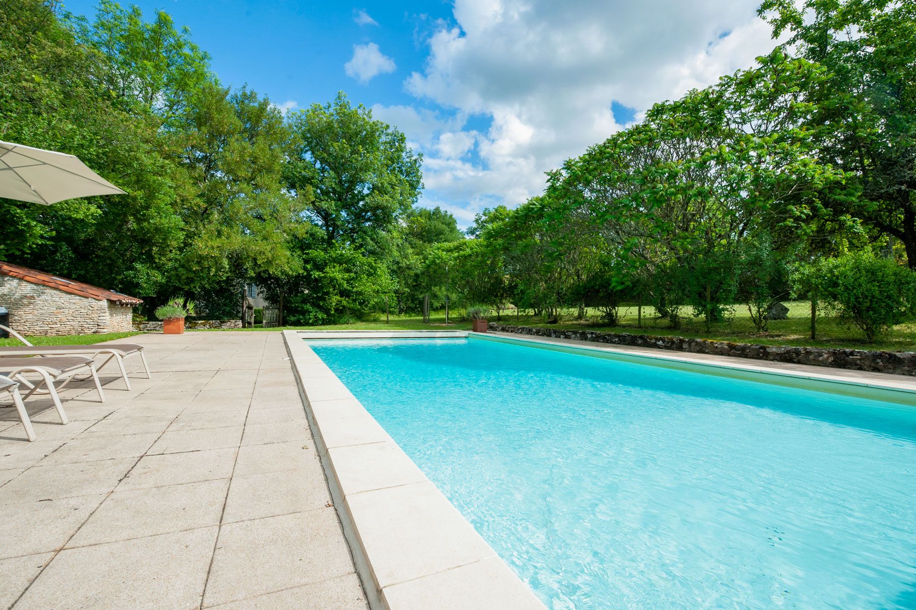 Mas Lavande Cregols Cajarc: 5-Bedroom Heated Pool & Spa Estate in Midi-Pyrenees Countrys
