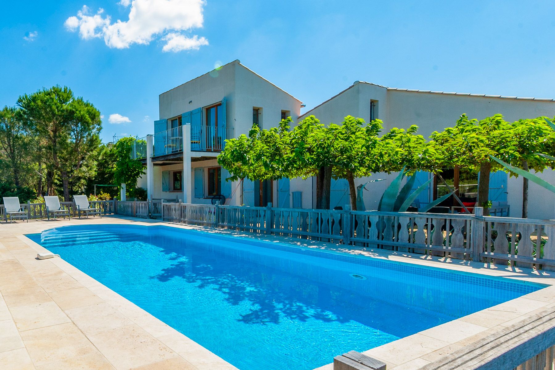 Mas Lavande Lavinière Languedoc: 3-Bedroom Villa with Spa & Tennis in Languedoc Wine Country