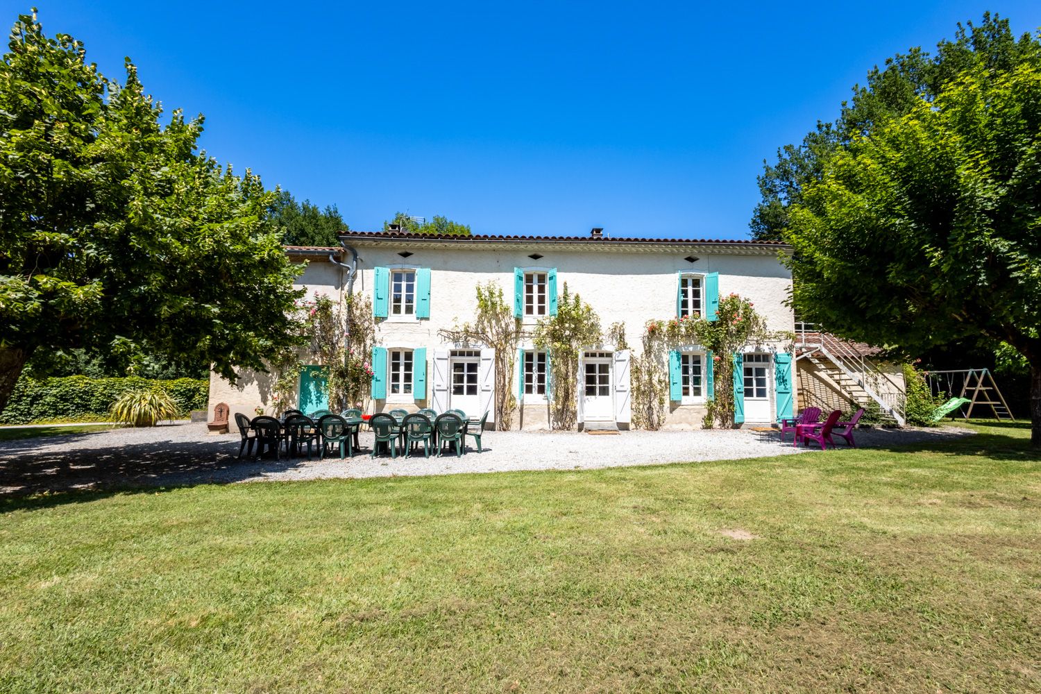 Mas Lumière Gua Languedoc: 6-Bedroom Villa with Heated Pool, Tennis Court & Spa in Lang