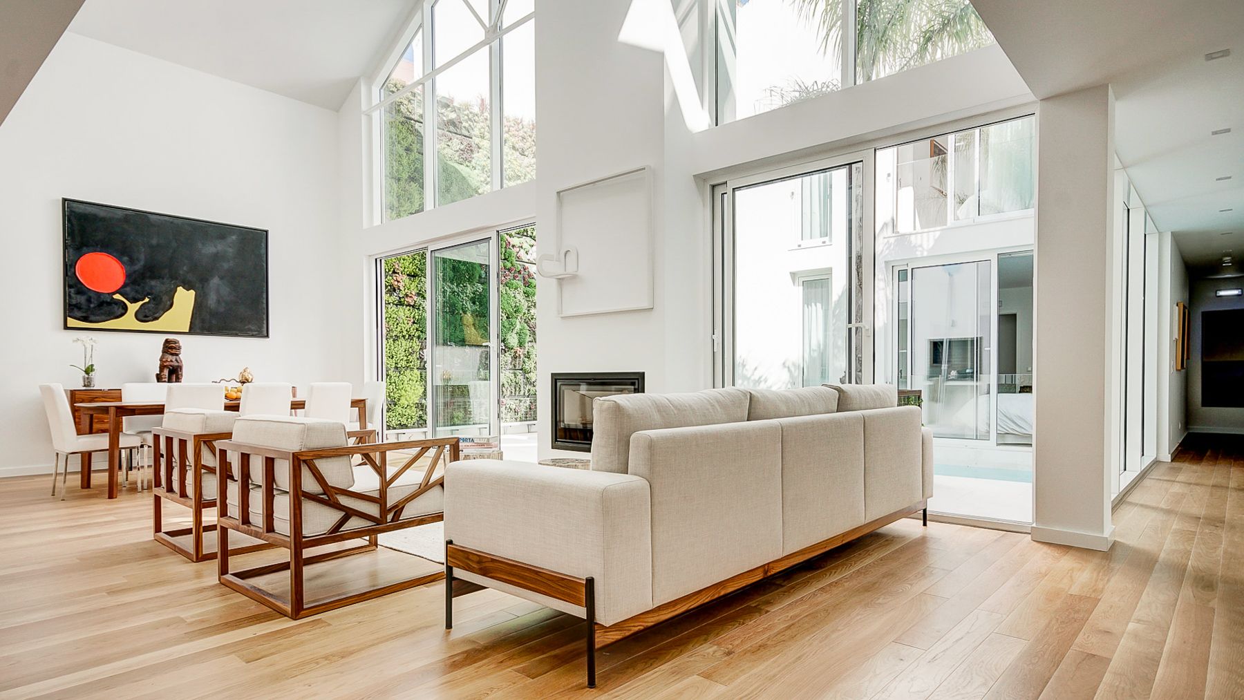 Palácio Dourado Marvila Lisboa: 5-Bedroom Loft-Style Retreat with Spa in Lisbon’s Creative Q
