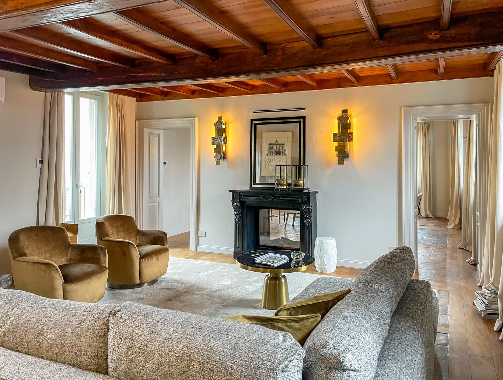 Palazzo Nebbia Gesso Cuneo: 3-Bedroom Penthouse with Vineyard Views and Spa in Cuneo, Pi