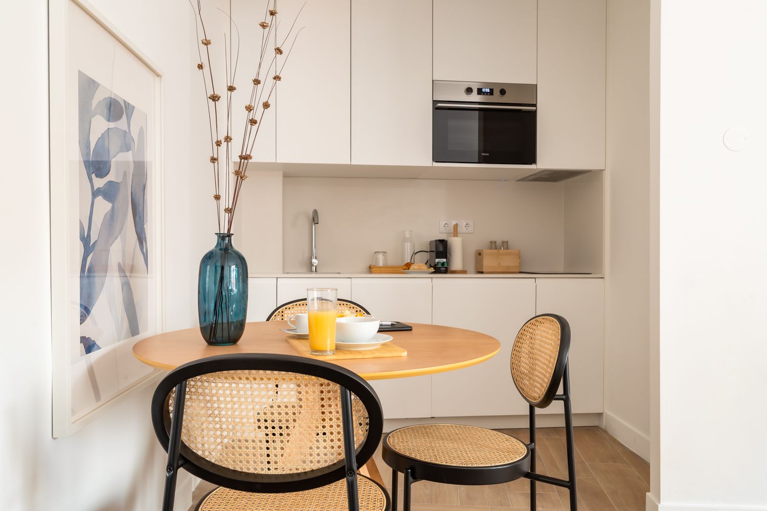 Vila Celeste Alfama Lisboa: 1-Bedroom Spa Retreat in Lisbon’s Lapa District with Balcony
