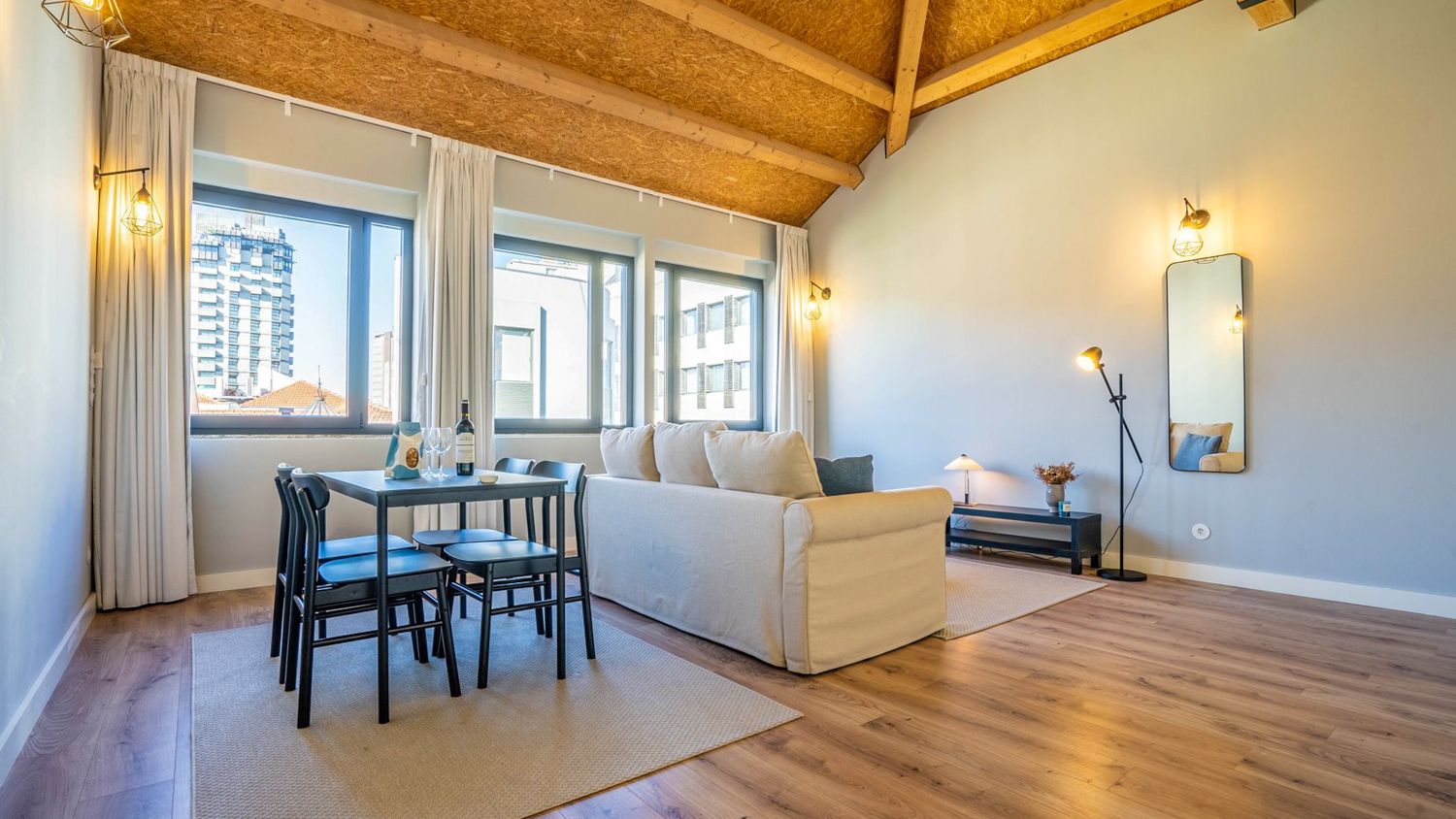 Vila Dourada Alfama Portugal: 2-Bedroom Penthouse with Spa Access Near Porto Ribeira Distr