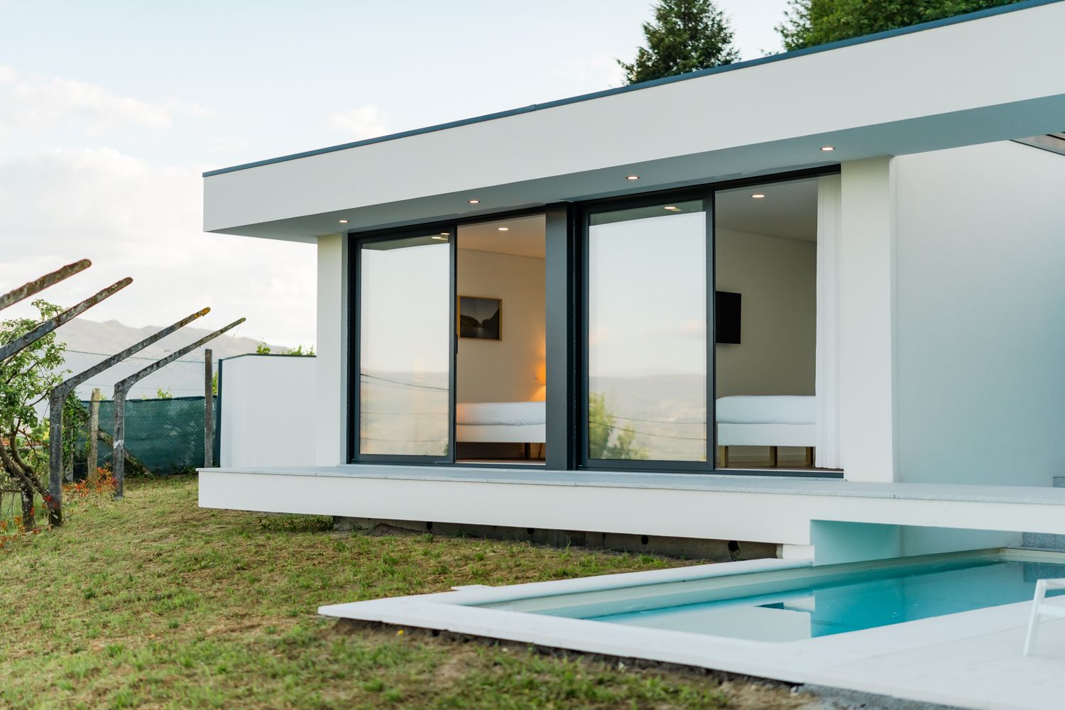 Vila Dourada Gaiolo Paços: 2-Bedroom Villa with Private Pool and Spa in Portugal’s Dour