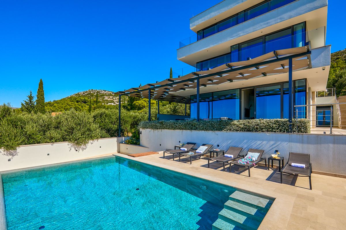 Vila Zlatno Banja Slano: 6-Bedroom Sea View Villa with Private Pool and Spa in Slano,