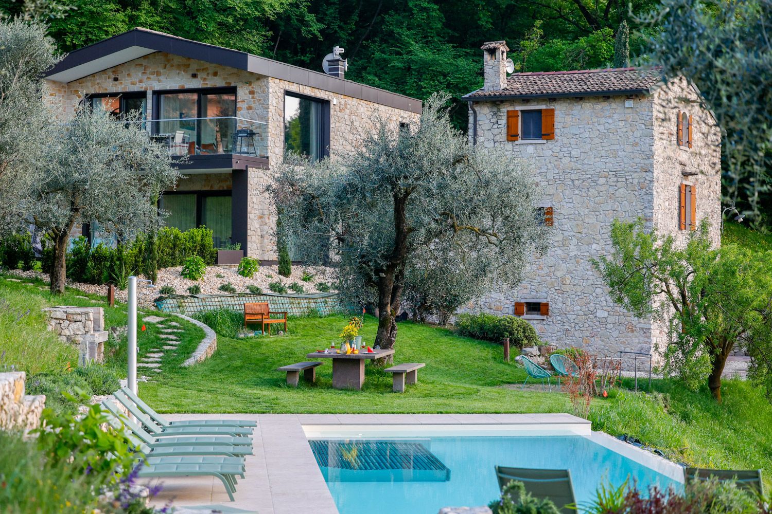 Villa Amaranto Castel Verona: 7-Bedroom Villa with Infinity Pool, Lake Views & Spa near Ve
