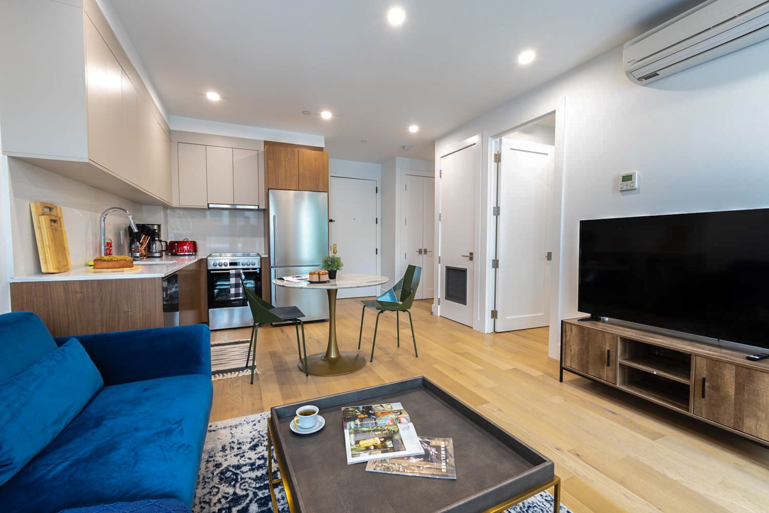 Villa Amberlune Pratt Brooklyn: 1-Bedroom Stylish Luxury Villa Rental Brooklyn with Air-Con