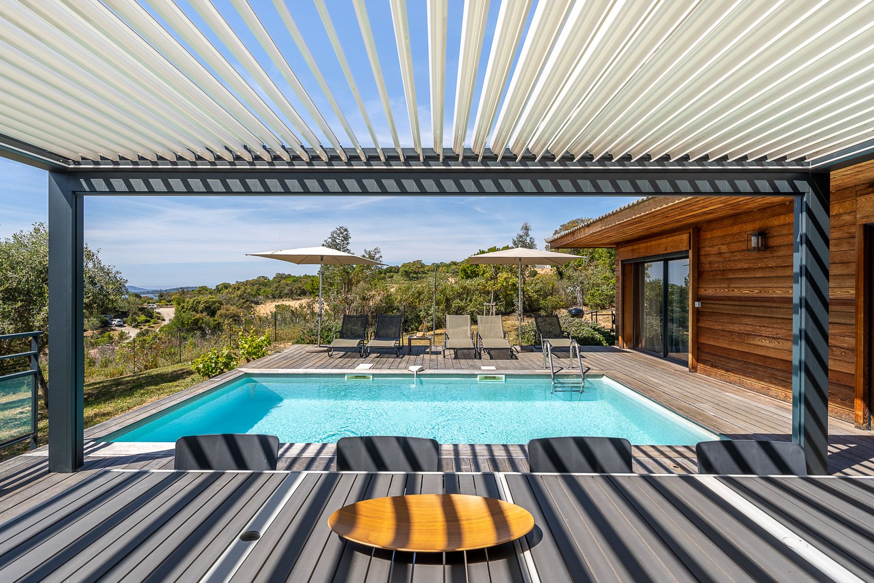 Villa Ambrée Lorello Propriano: 4-Bedroom Architect-Designed Villa with Bay Views in Souther