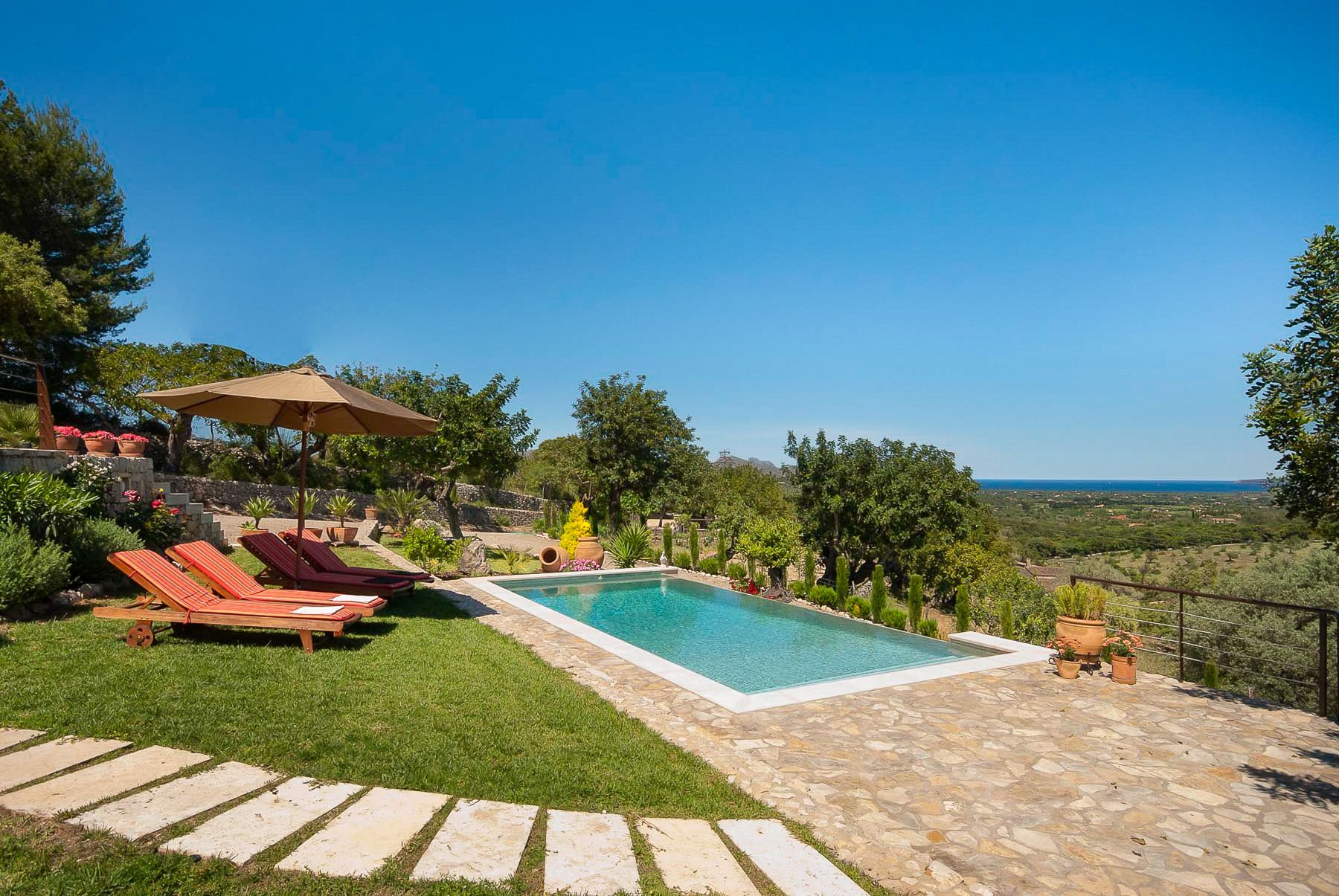 Villa Ametller Ternelles Pollensa: 3-Bedroom Infinity Pool Seaview Villa in Pollensa, Mallorca