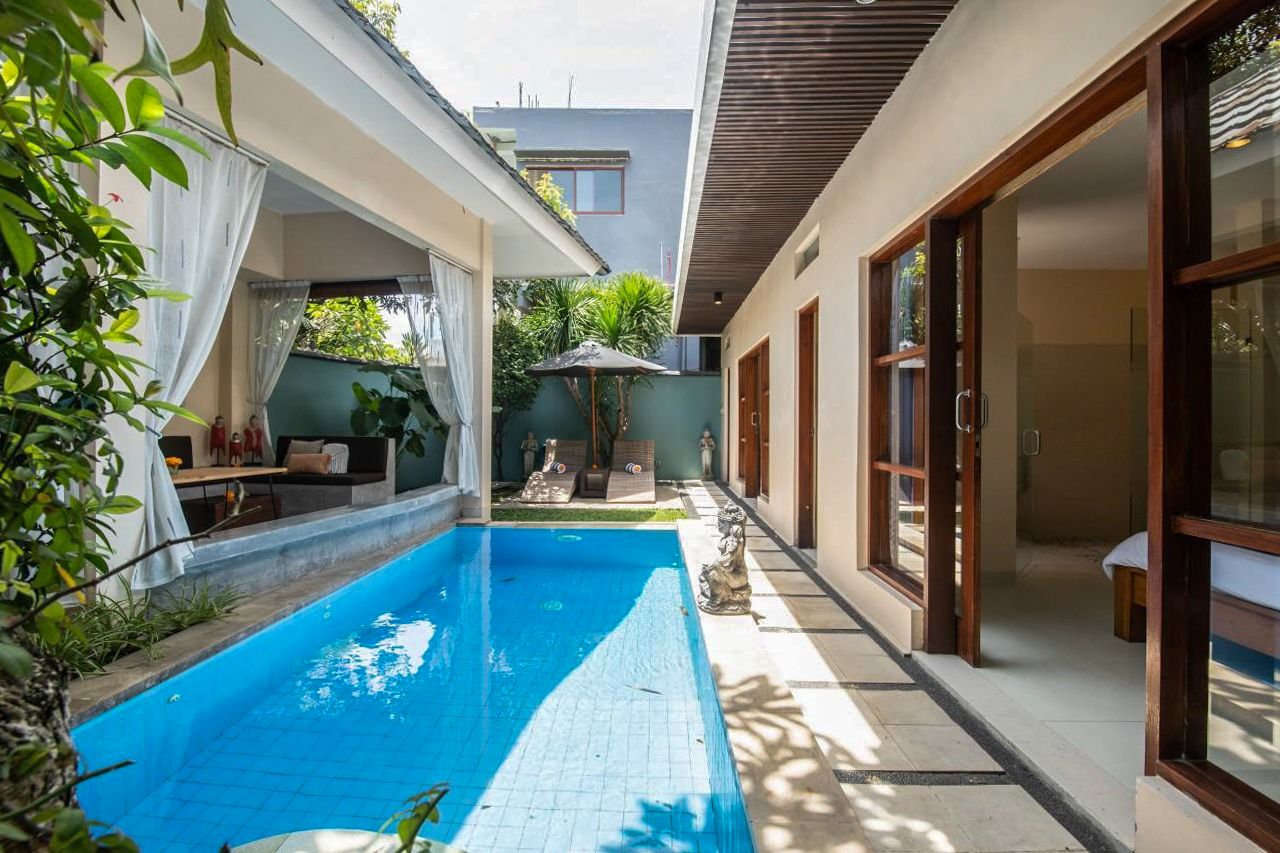Villa Cahaya Perenan Bali: 2-Bedroom Villa with Private Pool and Spa Near Canggu Beach,