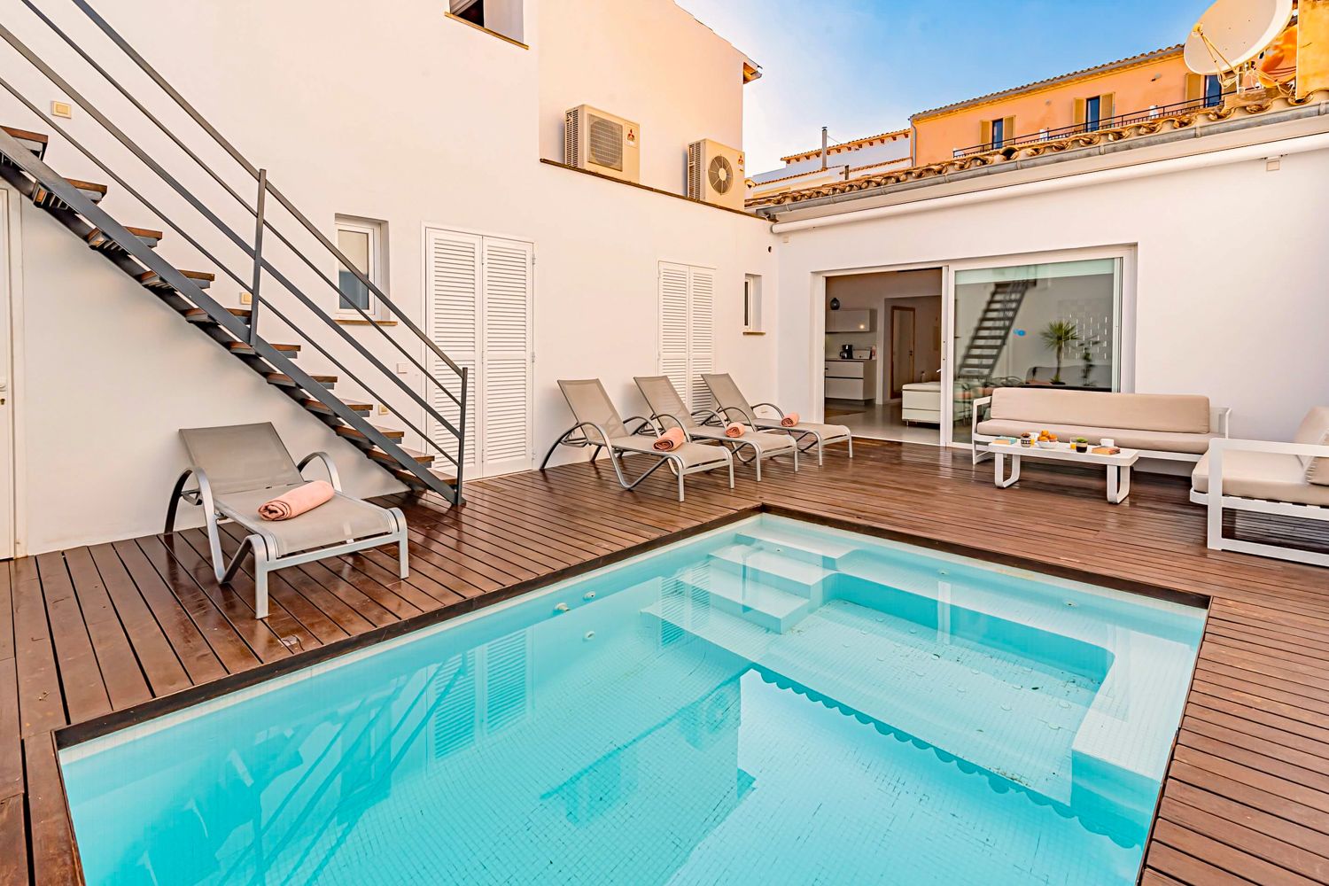 Villa Celeste Formentor Pollença: 3-Bedroom Beachside Townhouse with Private Pool and Spa in P