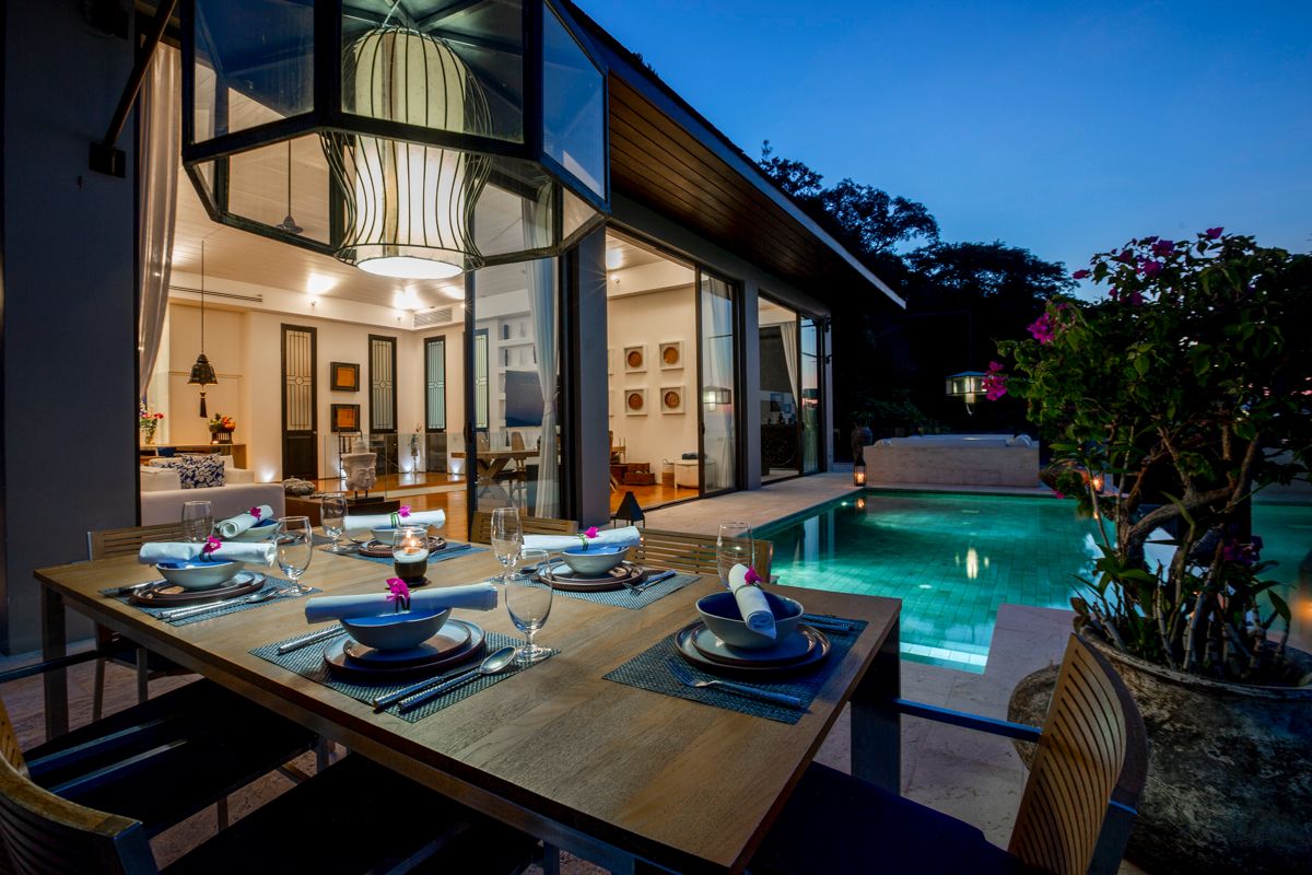 Villa Charoensuk Chaweng Samui: 3-Bedroom Hilltop Villa with Infinity Pool and Gulf Views in