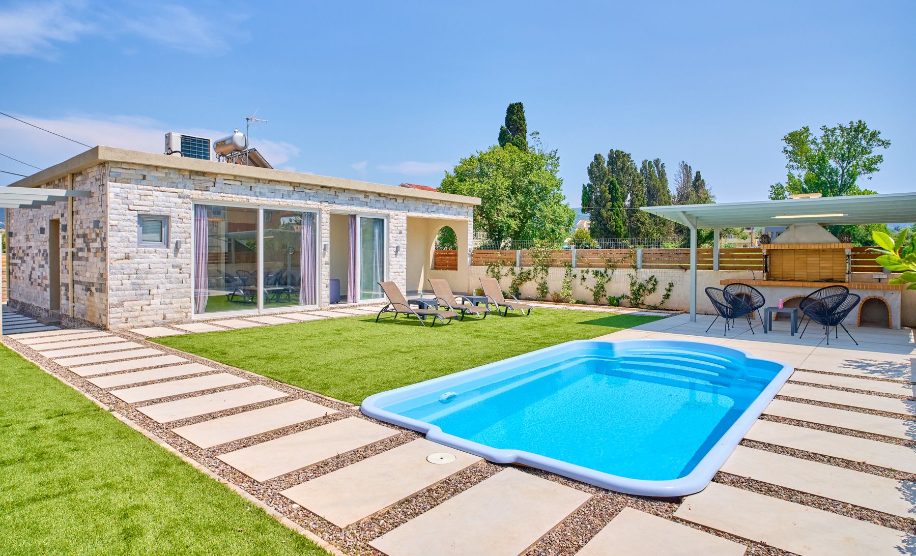 Villa Chrysafi Kassiopi Corfu: 2-Bedroom Private Pool Villa Near Roda Beach, Corfu | Ionian