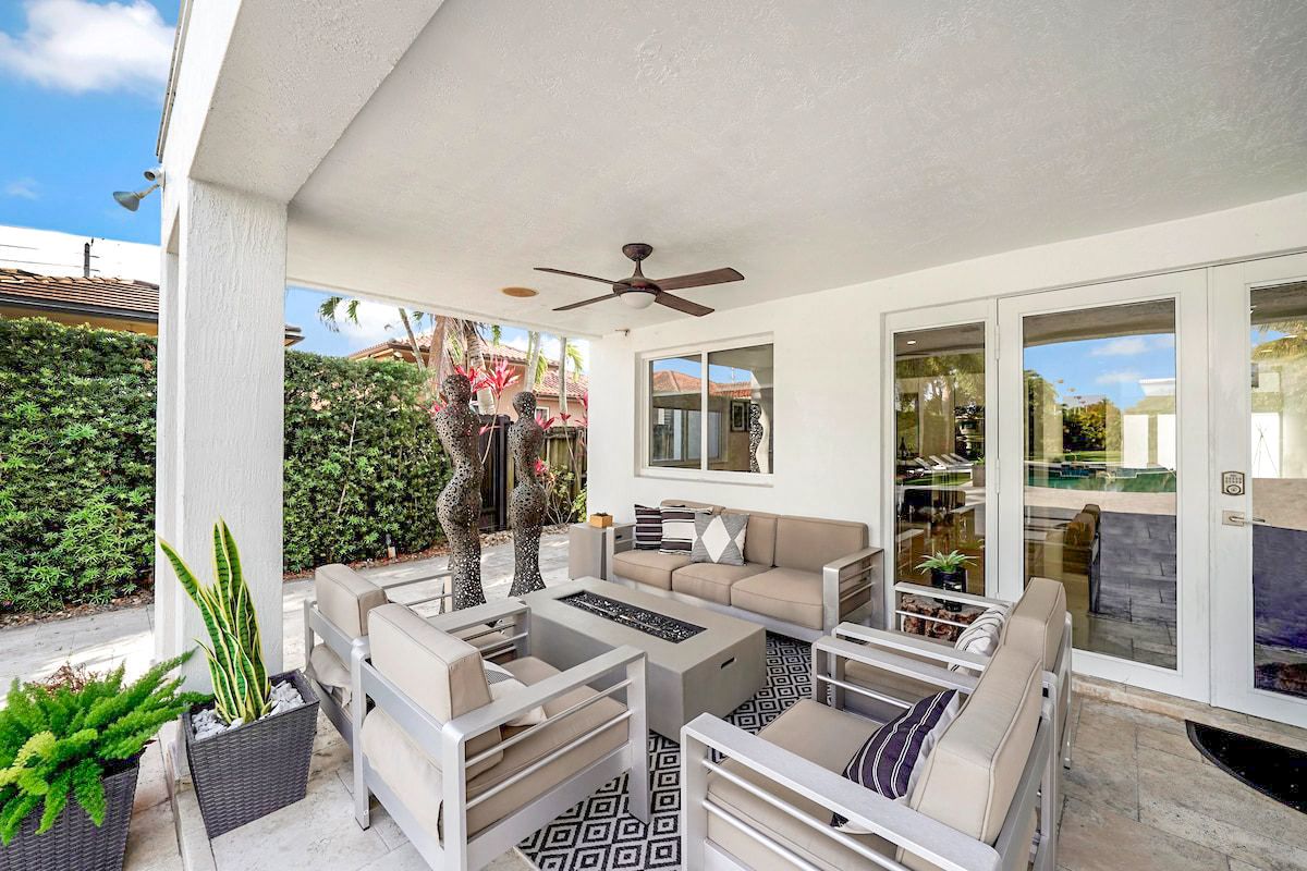 Villa Dorada Brickell Miami: 5-Bedroom Brickell Luxury Villa Rental Miami for 10 Guests N