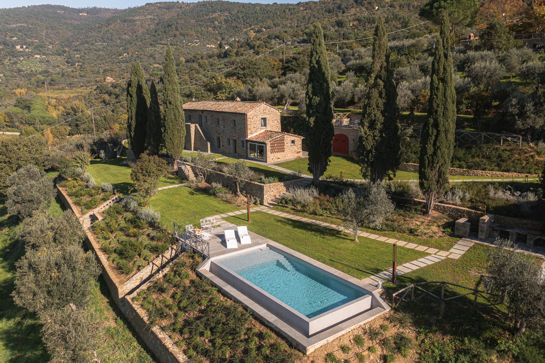 Villa Dorata Bagnoro Arezzo: 3-Bedroom Villa with Infinity Pool, Spa & Tuscan Countryside