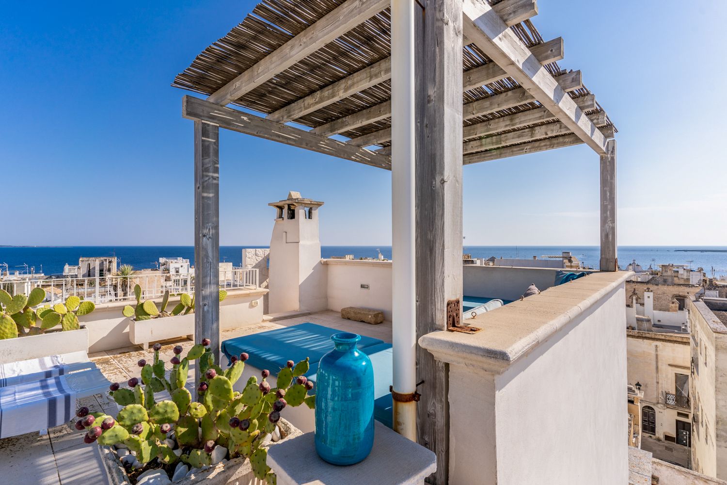 Villa Dorata Rivabella Gallipoli: 3-Bedroom Luxury Villa Rental in Gallipoli with Stunning Sal