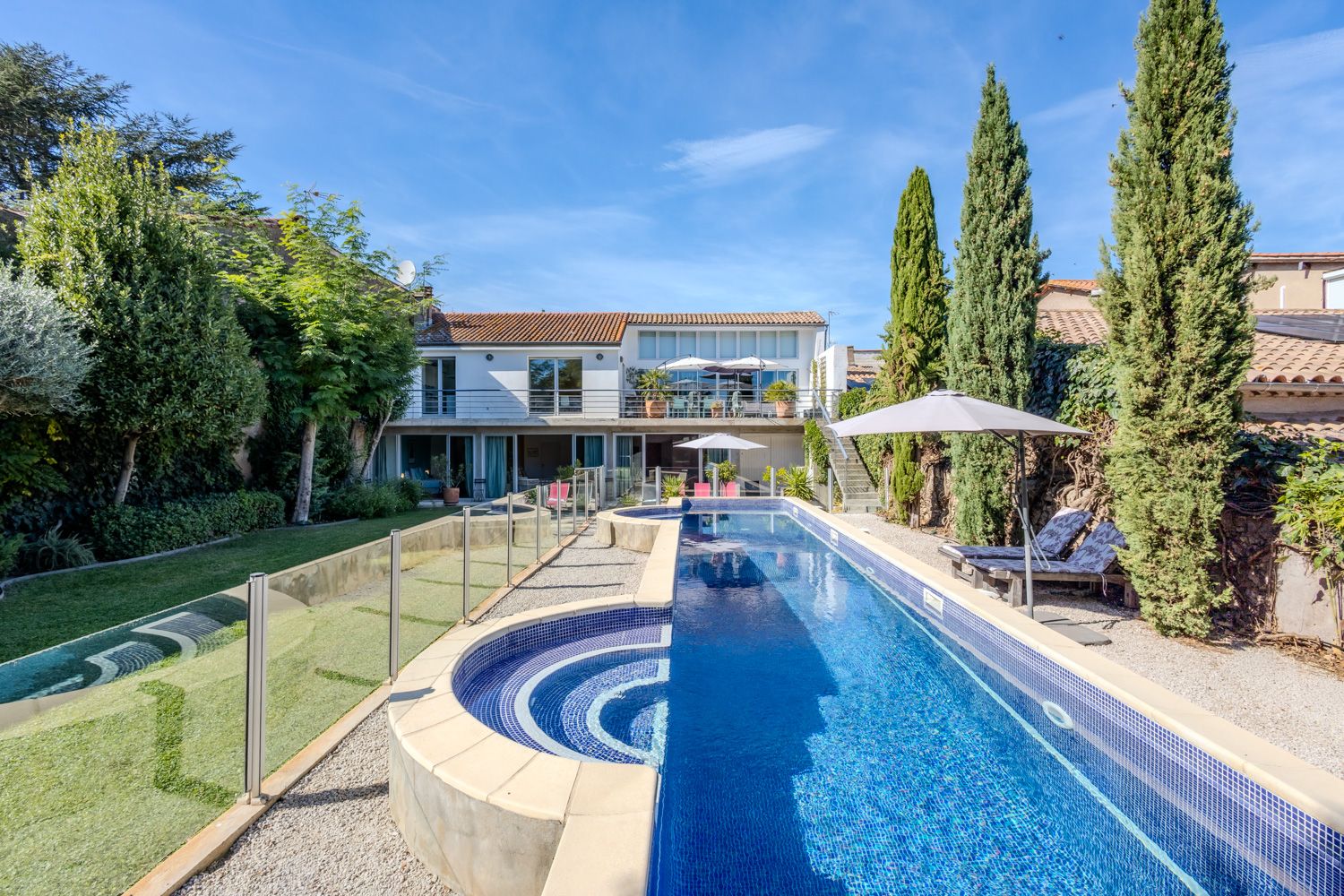 Villa Dorée Palatini Languedoc: 4-Bedroom Spa Villa Near Historic Pézenas | Luxury Rental in