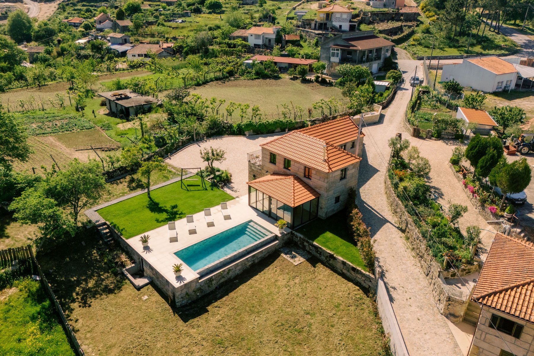 Villa Dourada Gaiolo Paços: 2-Bedroom Villa with Private Pool and Douro Valley Views in