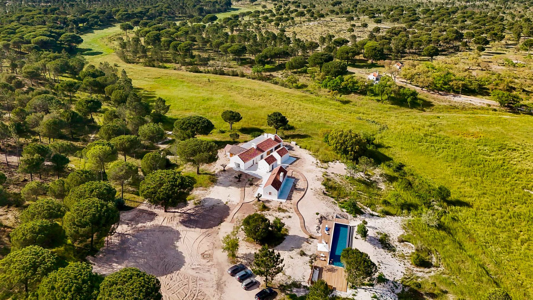 Villa Dourada Pontal Comporta: 5-Bedroom Private Estate with Heated Infinity Pool in Compor
