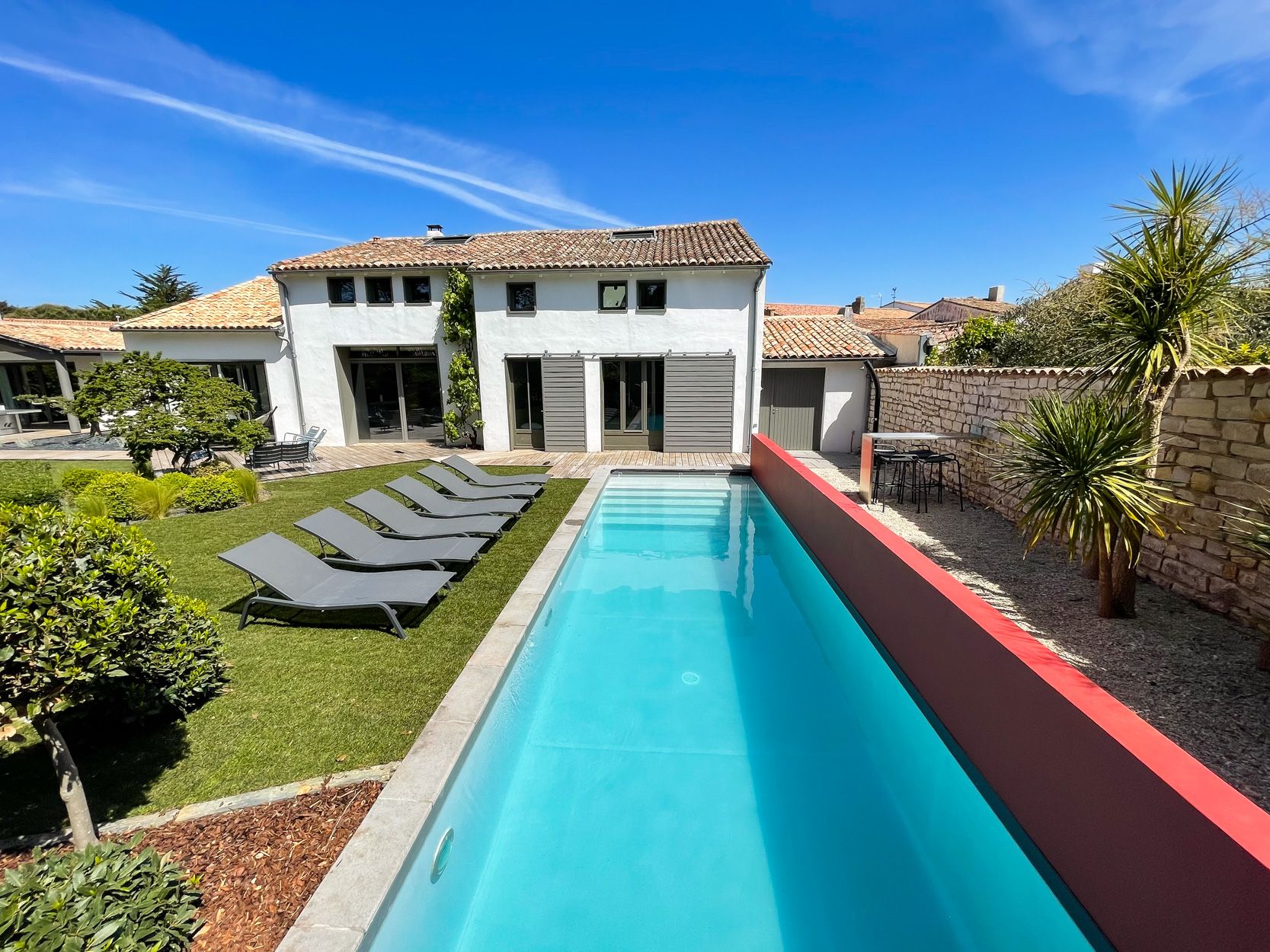 Villa Écume Loix Ré: 6-Bedroom Heated Pool & Sea Views | Luxury Villa Rental Ile