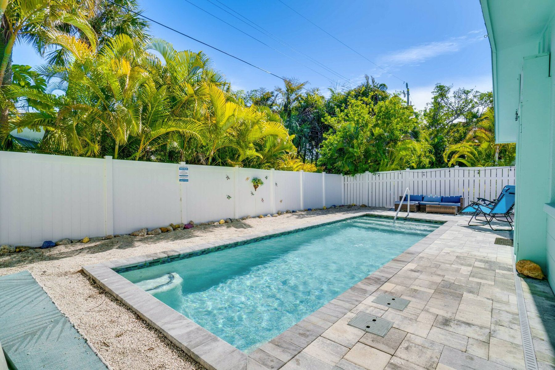 Villa Garza Cortez Anna Maria: 2-Bedroom Heated Pool Villa Steps from Gulf Beaches, Anna Ma