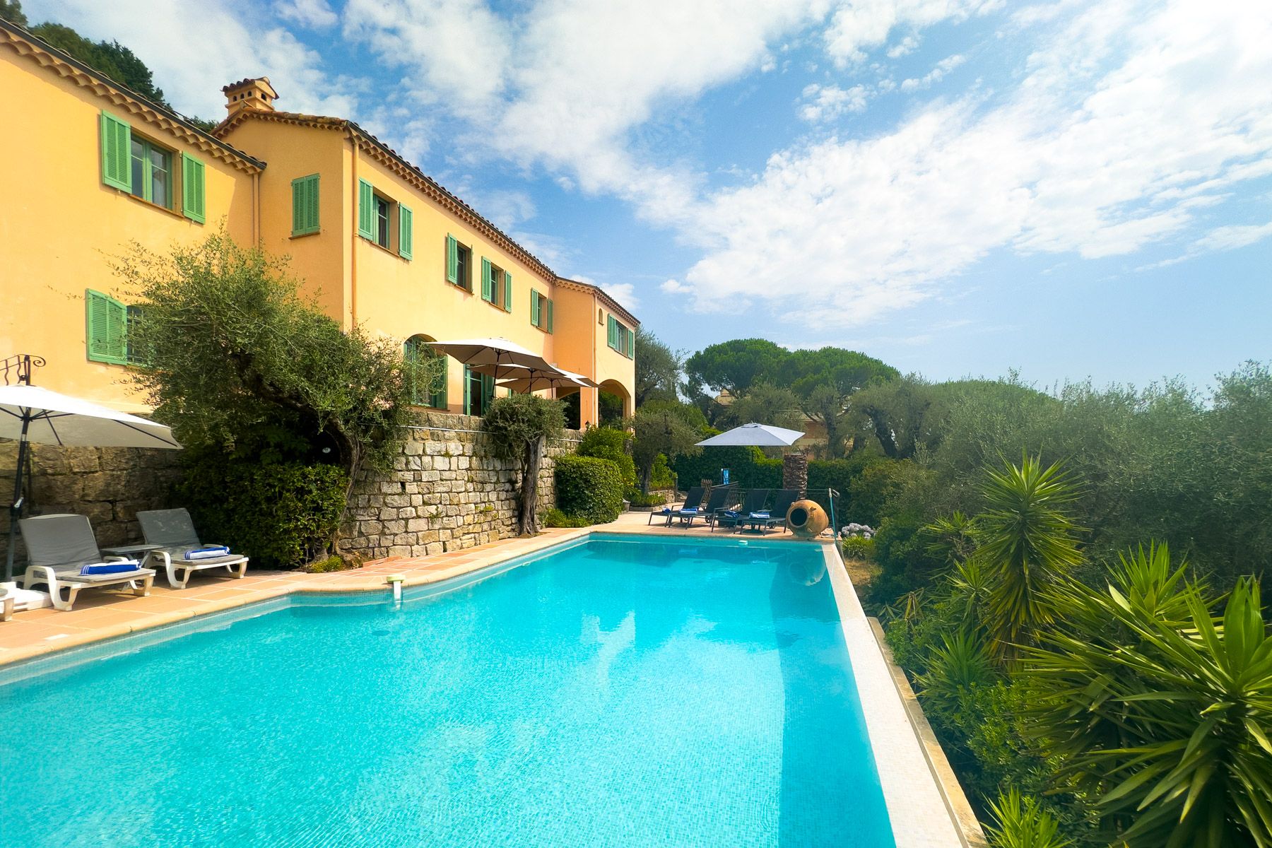 Villa Jasmin Mouans Grasse: 4 Bedroom Provençal Villa with Infinity Pool and Sea Views i