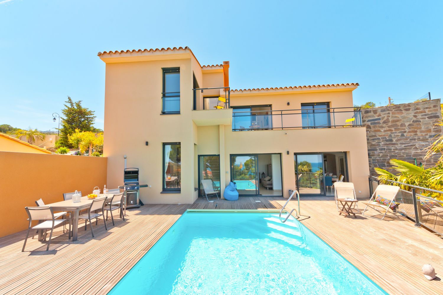 Villa Lavande Pézenas Languedoc: 3-Bedroom Sea View Villa with Heated Pool Near Collioure, La