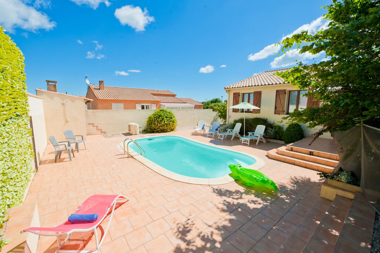 Villa Lumière Montplaisir Languedoc: 2-Bedroom Villa with Heated Pool and Sauna Near Languedoc Be