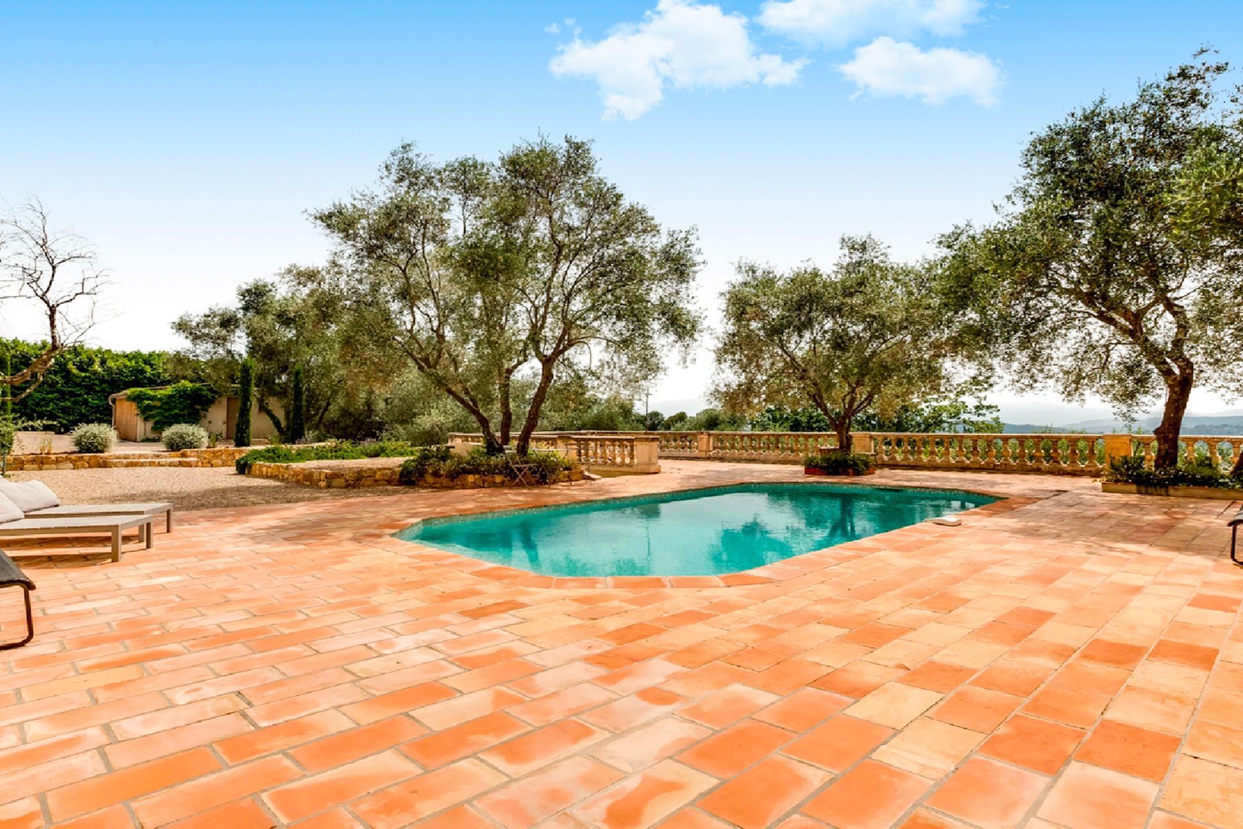 Villa Lumière Siagne Pégomas: 4-Bedroom Heated Pool Villa with Spa Near Cannes, French Riv