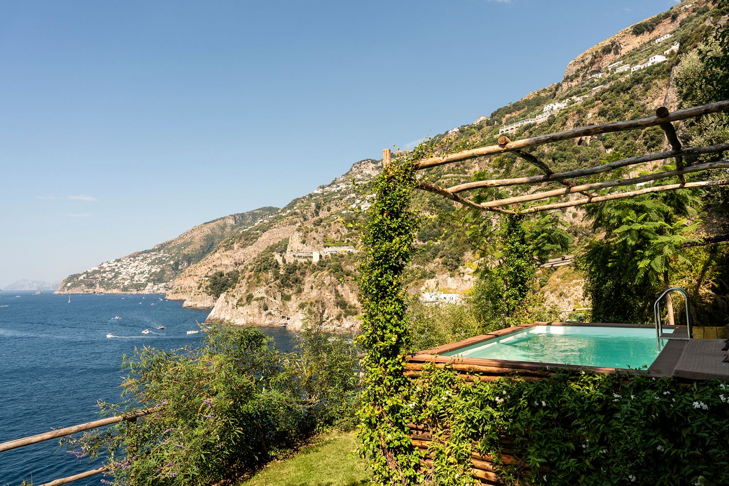 Villa Luminosa Ravello Amalfi: 3-Bedroom Sea View Villa with Spa on the Stunning Amalfi Coa