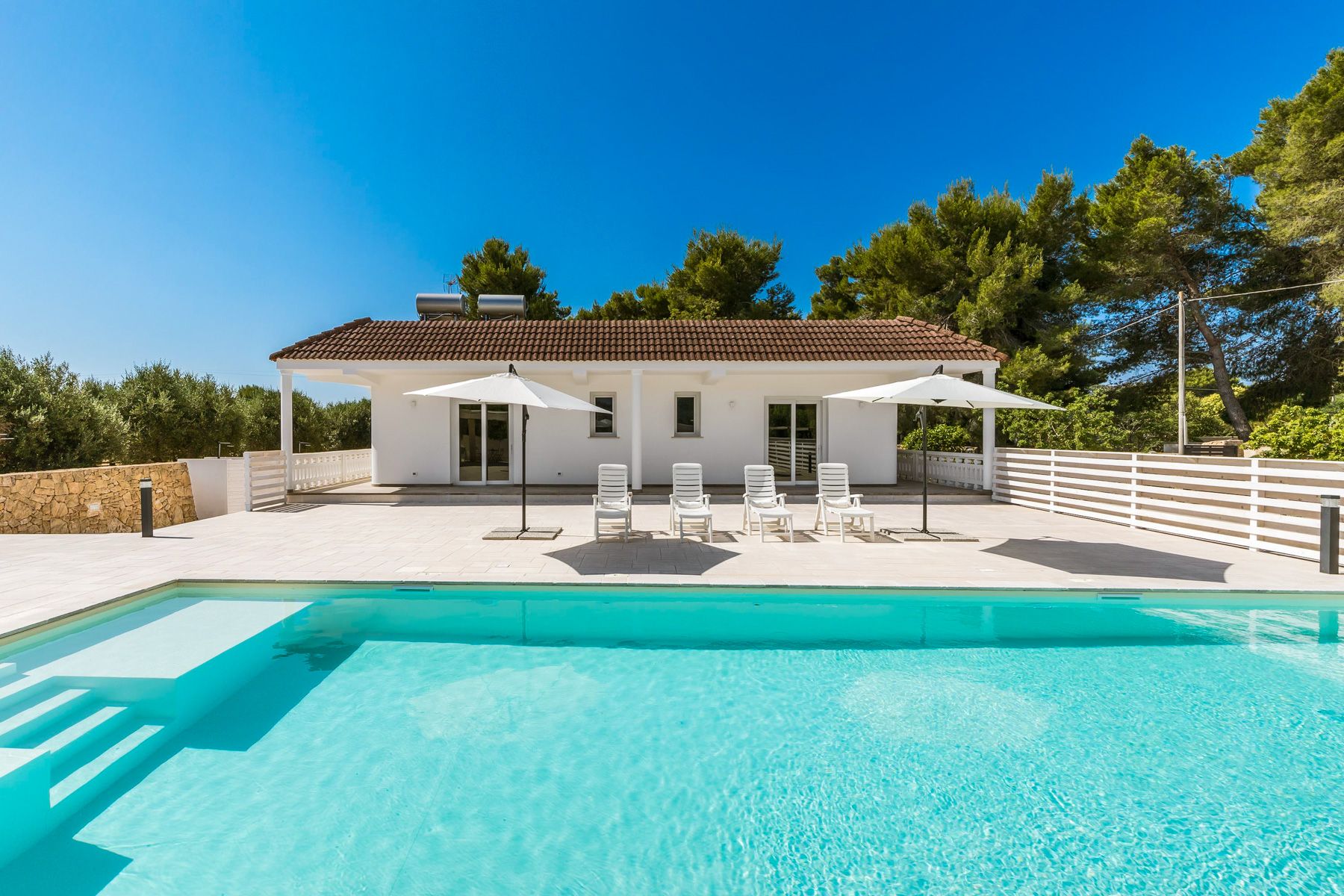 Villa Melograno Lido Taranto: 4-Bedroom Countryside Retreat with Spa Near Ionian Coast | L