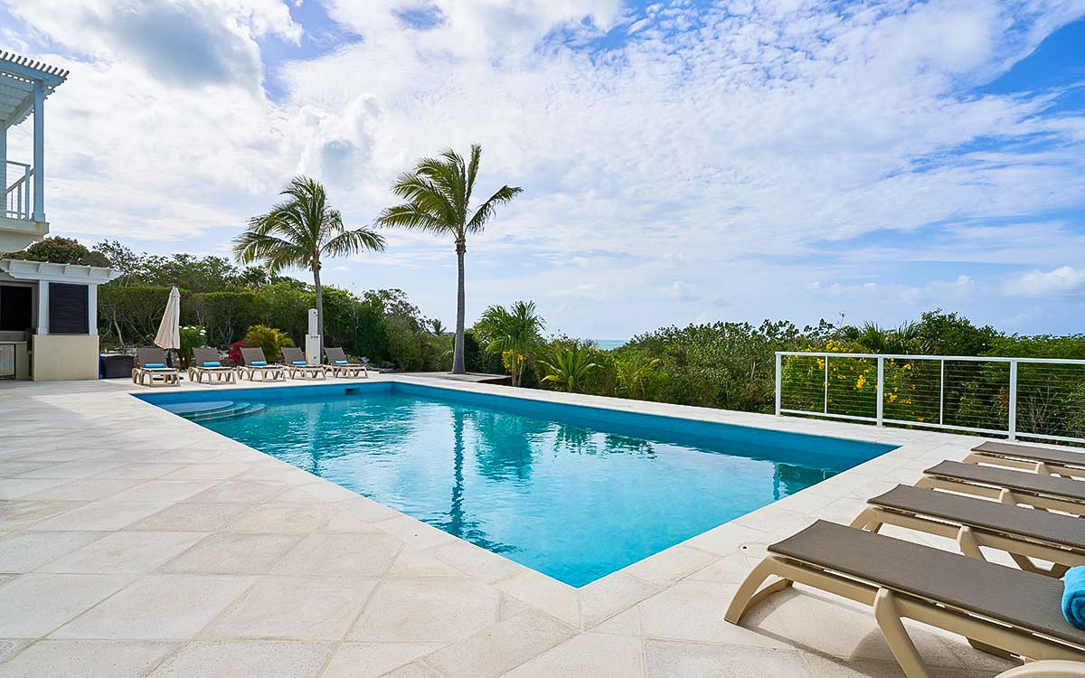 Villa Orquídea Bridgetown Caribbean: 5-Bedroom Ocean-View Villa with Spa and Pool in the Caribbea
