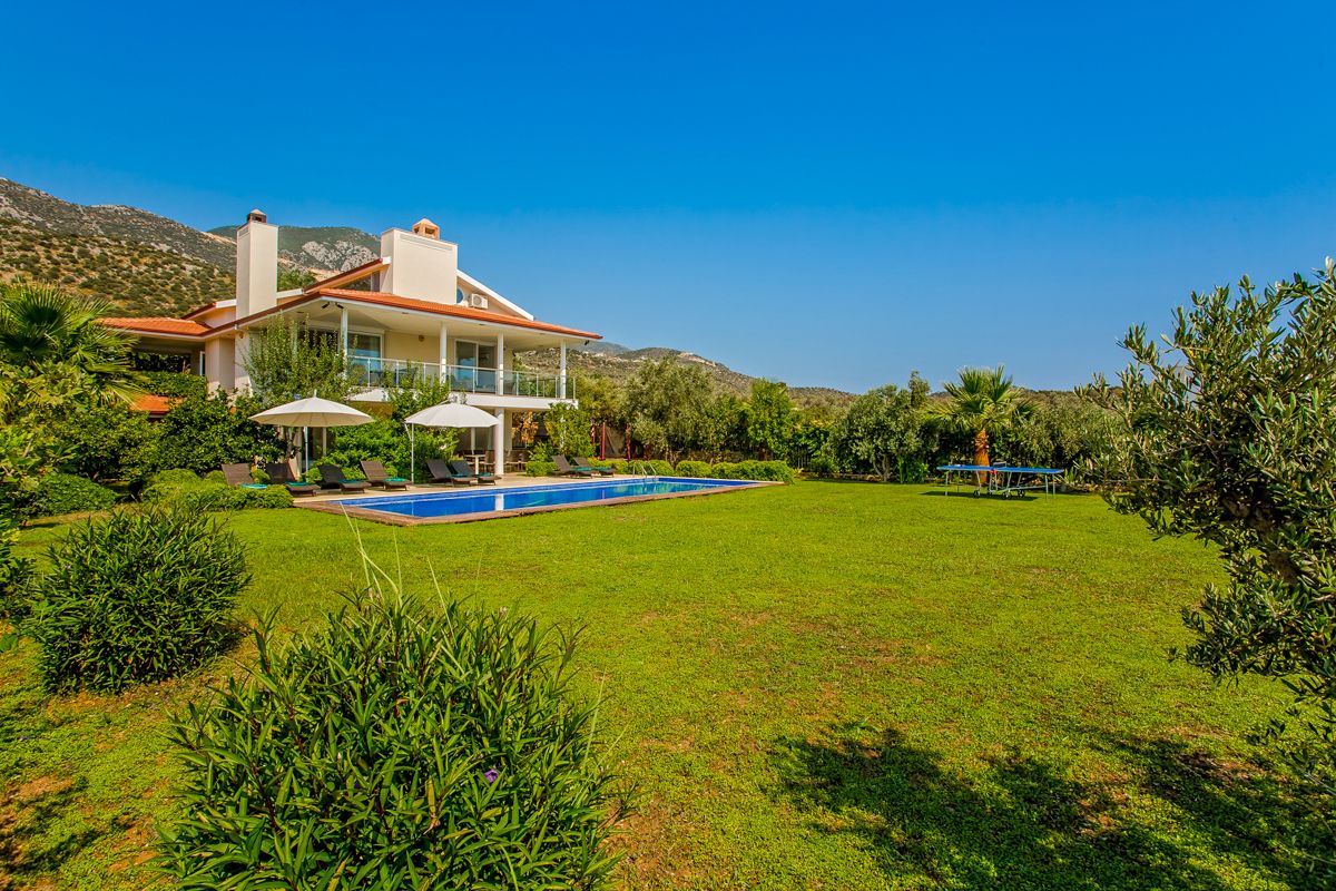Villa Safran Çukurbağ Kaş: 5-Bedroom Seaview Villa with Heated Pool and Spa in Kas, Tur